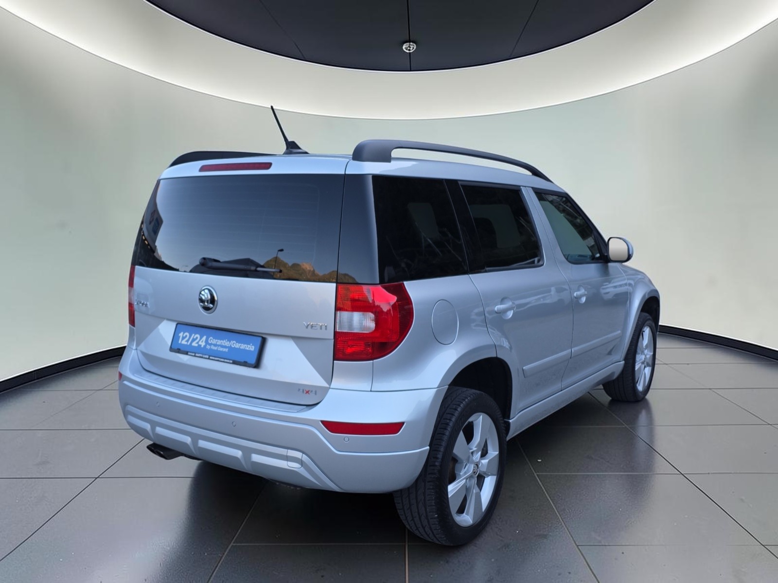 SKODA Yeti 1.8 TSI Outdoor Adventure 4x4 DSG-image-4