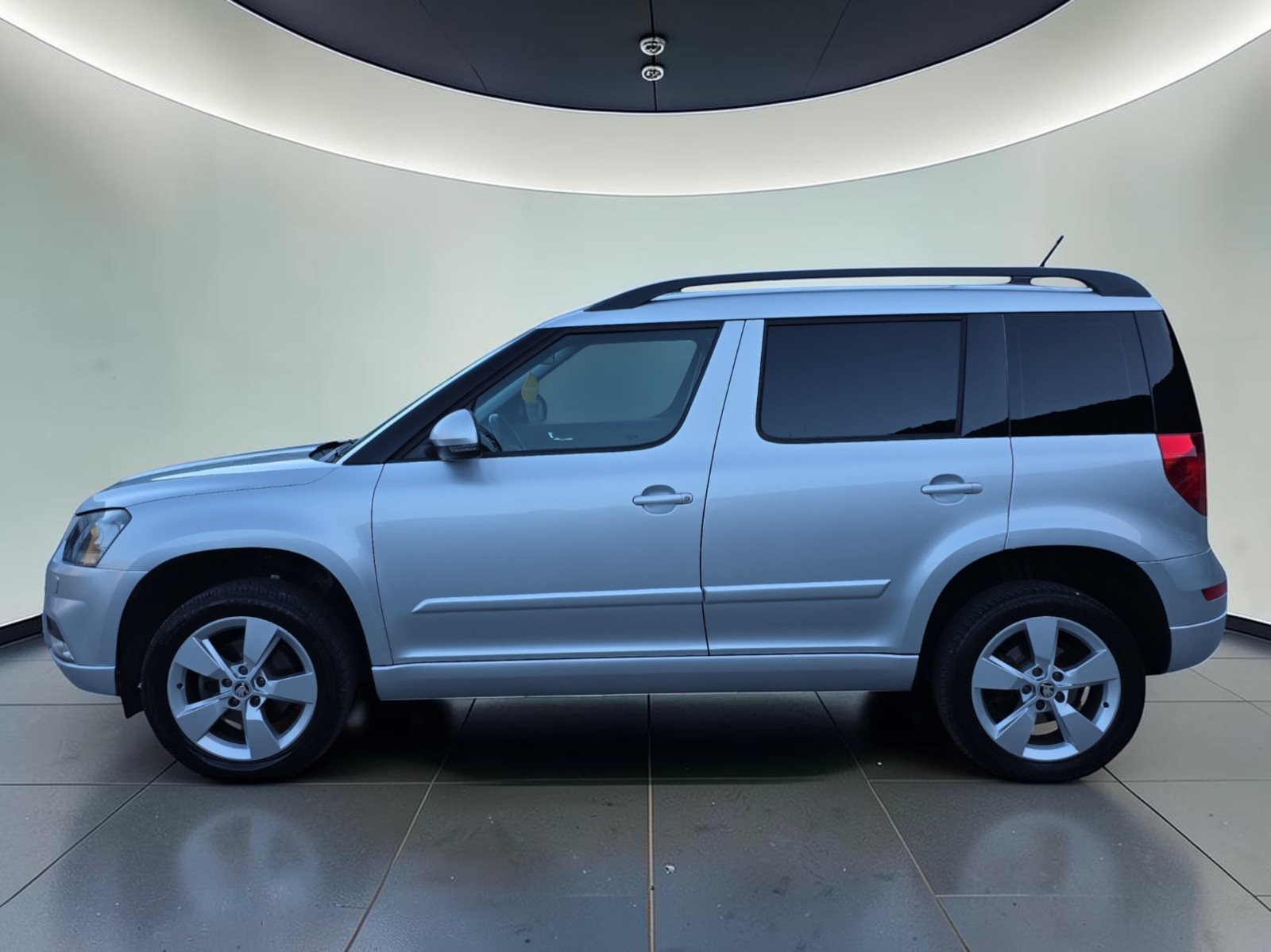SKODA Yeti 1.8 TSI Outdoor Adventure 4x4 DSG-image-7