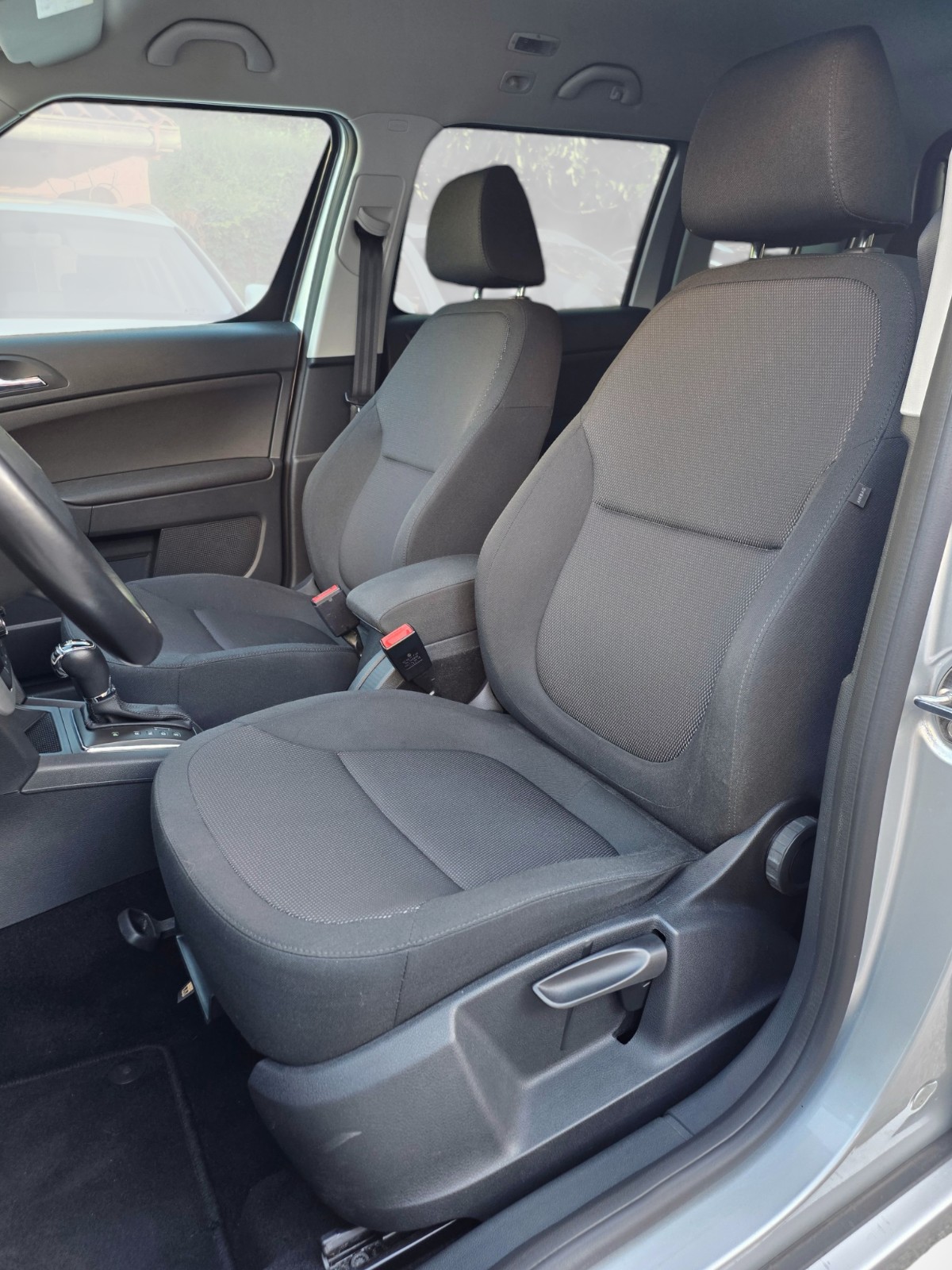 SKODA Yeti 1.8 TSI Outdoor Adventure 4x4 DSG-image-12