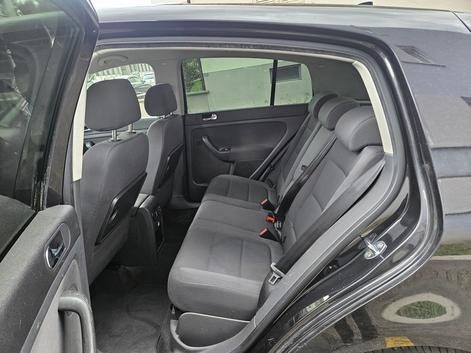 VW Golf Plus 2.0 TDI Comfortline-image-8