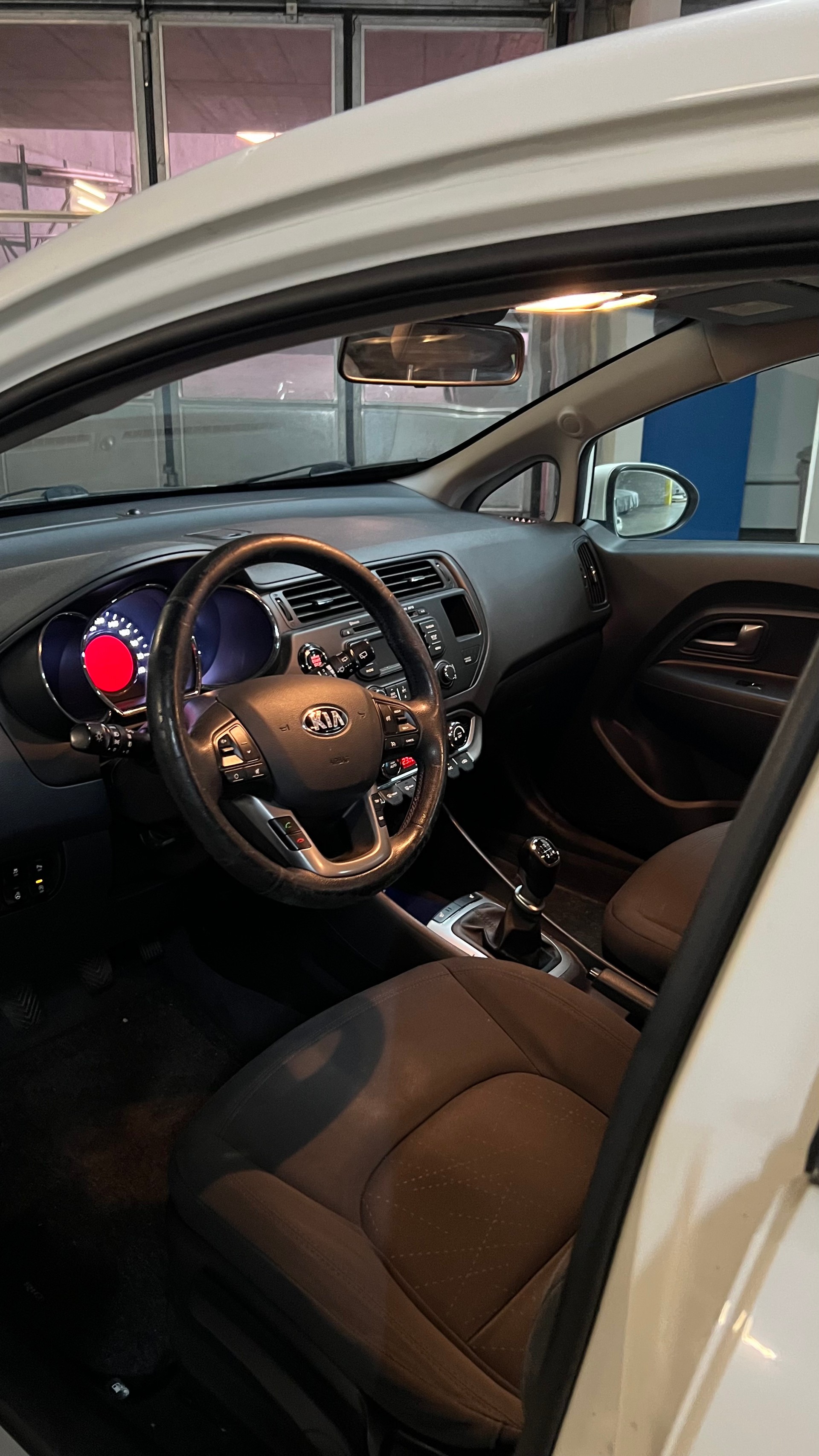 KIA 1.4 CVVT Trend-image-4