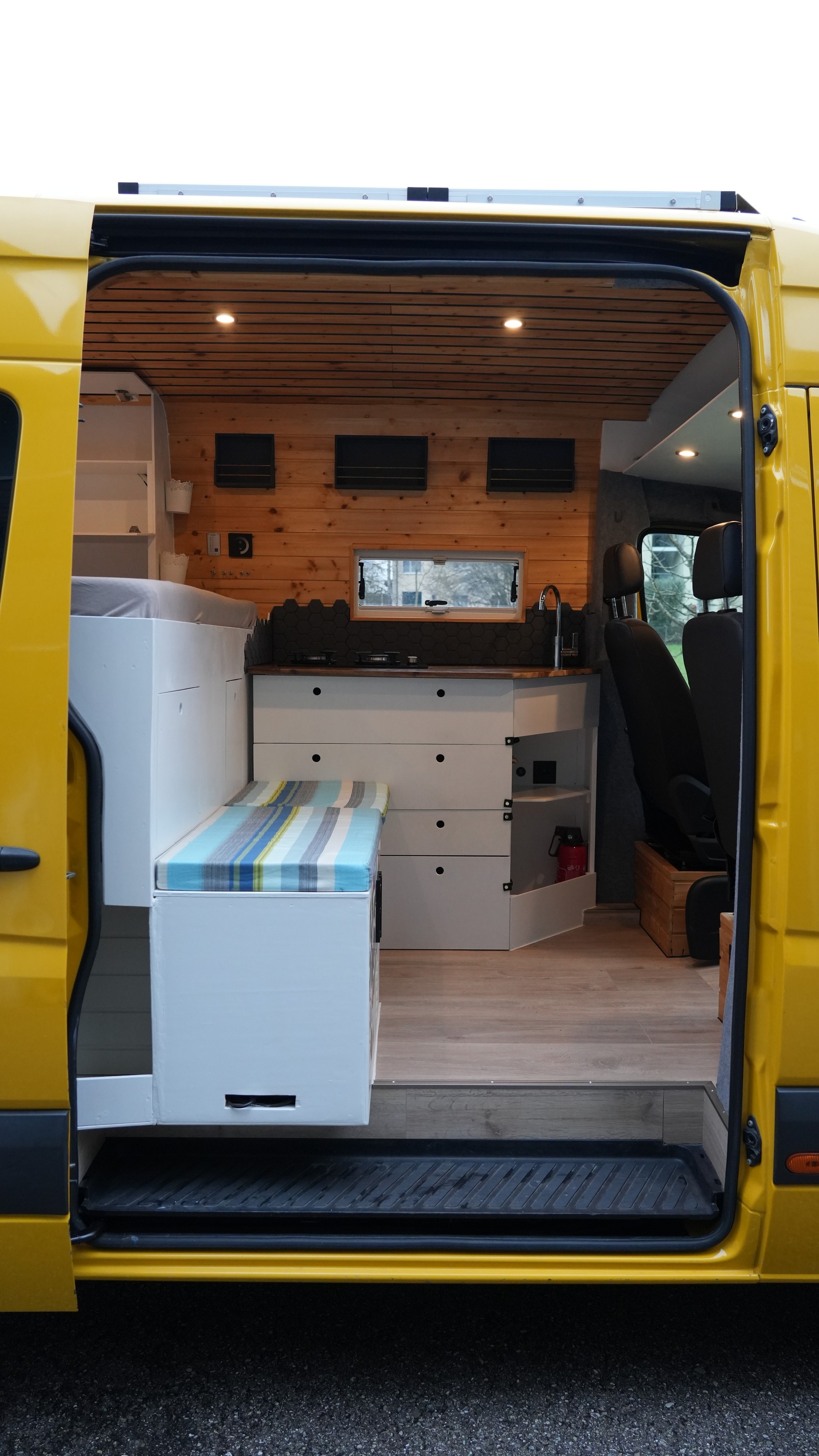 VW Crafter Campervan / Top Zustand-image-3