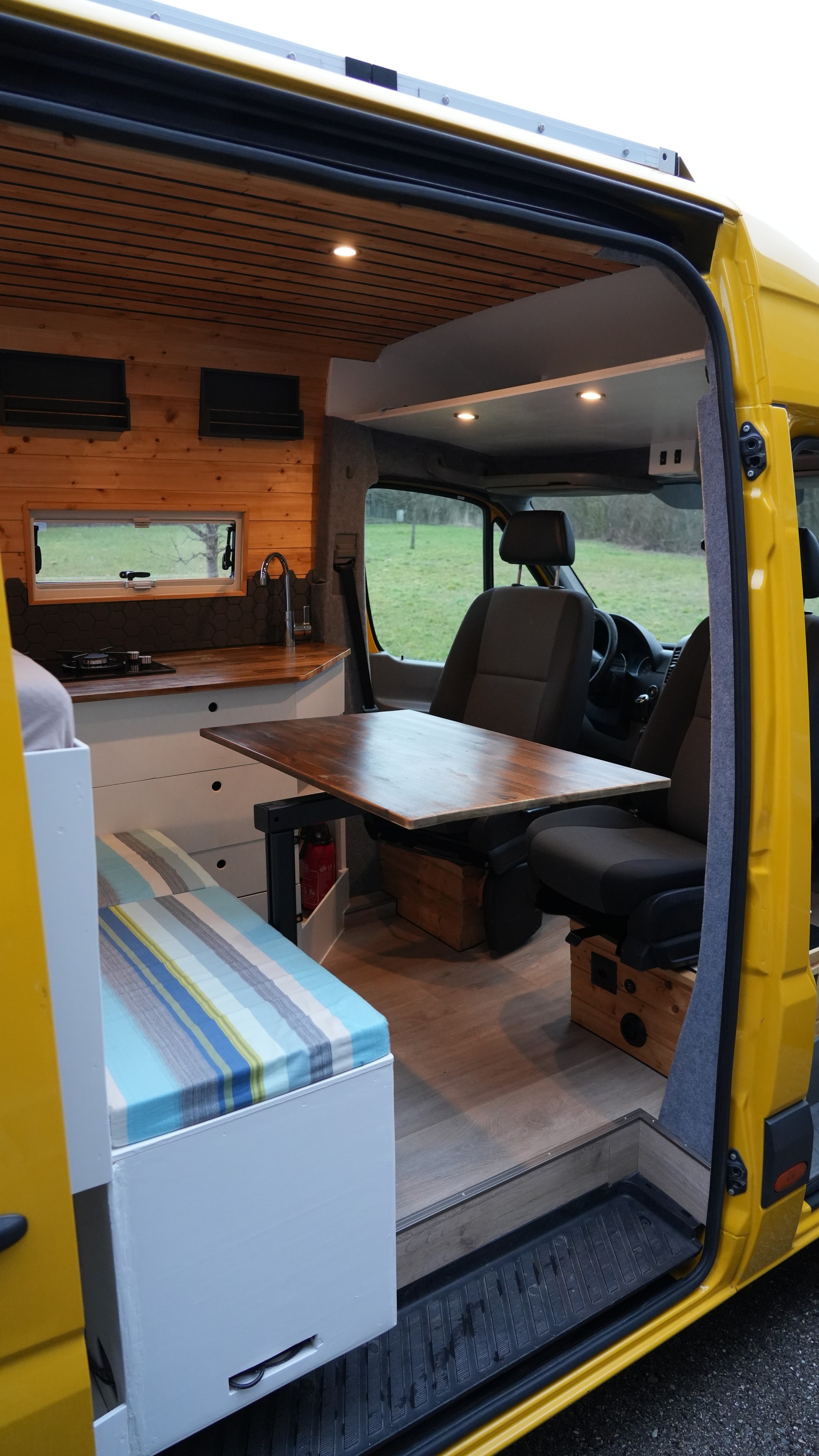 VW Crafter Campervan / Top Zustand-image-5