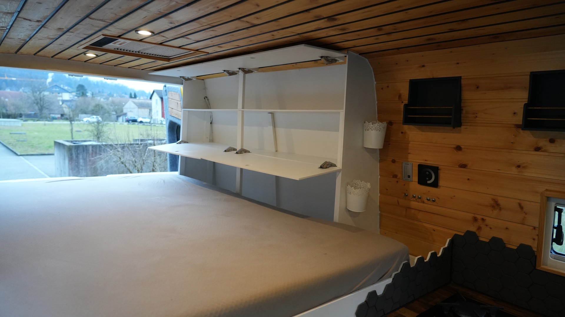 VW Crafter Campervan / Top Zustand-image-9