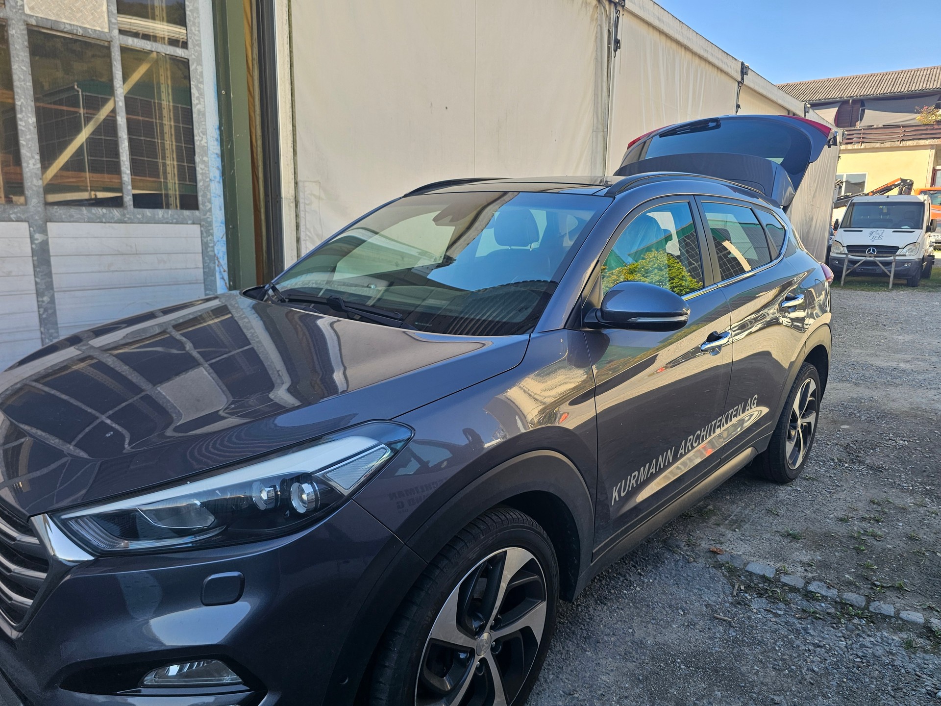 HYUNDAI Tucson 2.0 CRDI Vertex 4WD Automatic-image-1