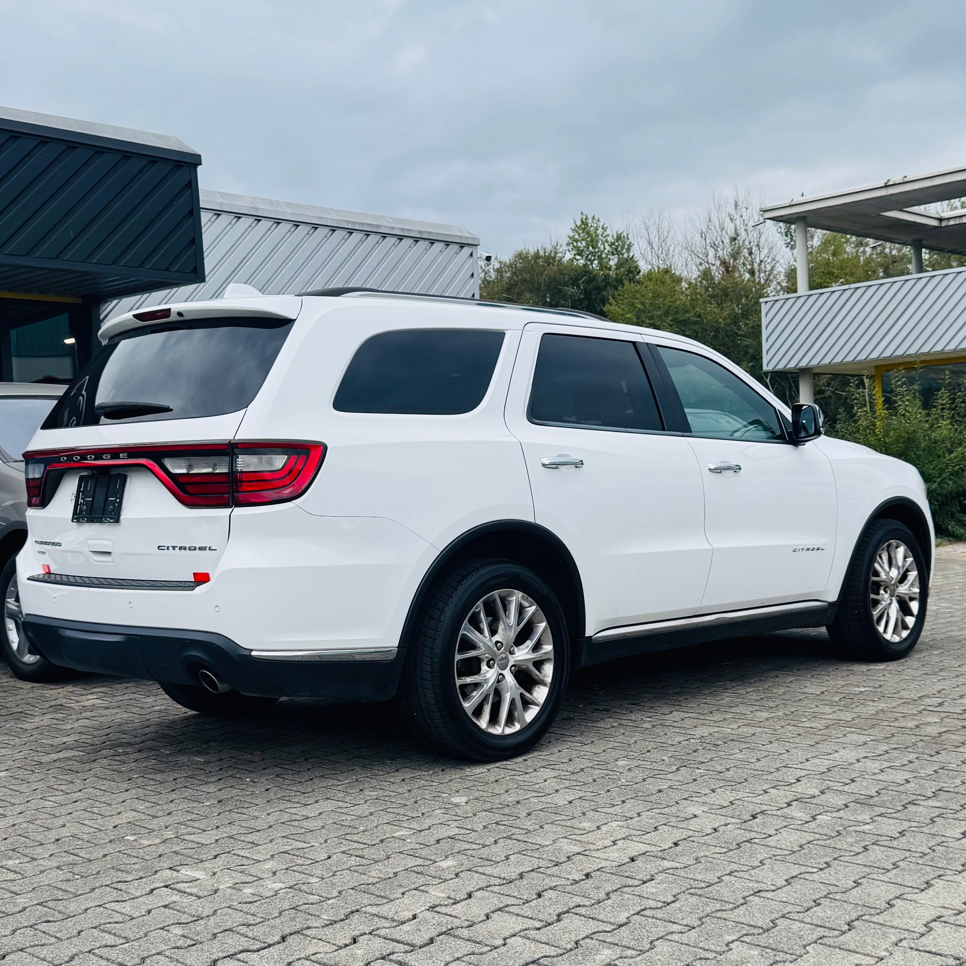 DODGE Durango 5.7 V8 HEMI Citadel-image-2