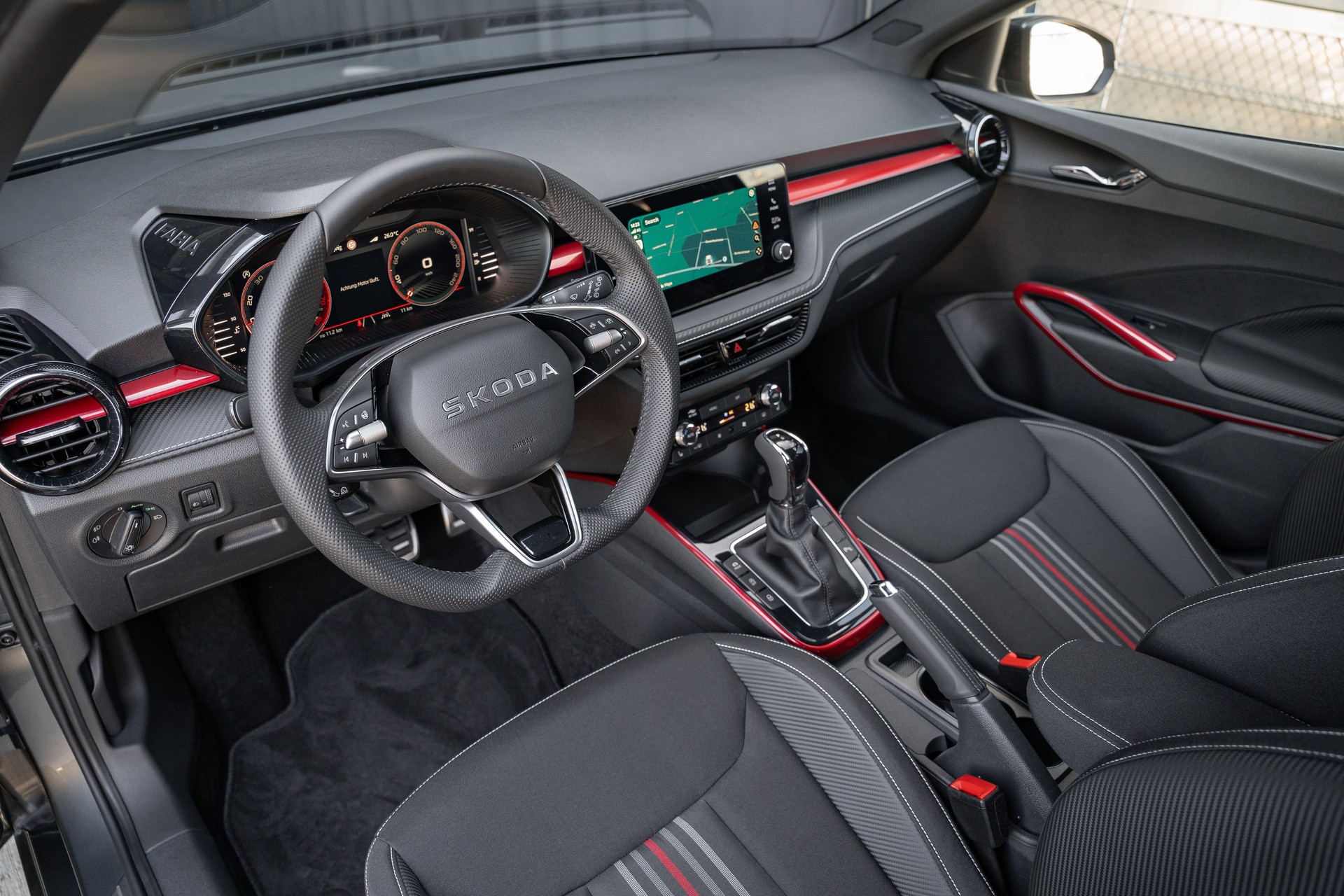 SKODA Fabia 1.0 TSI Monte Carlo DSG-image-12