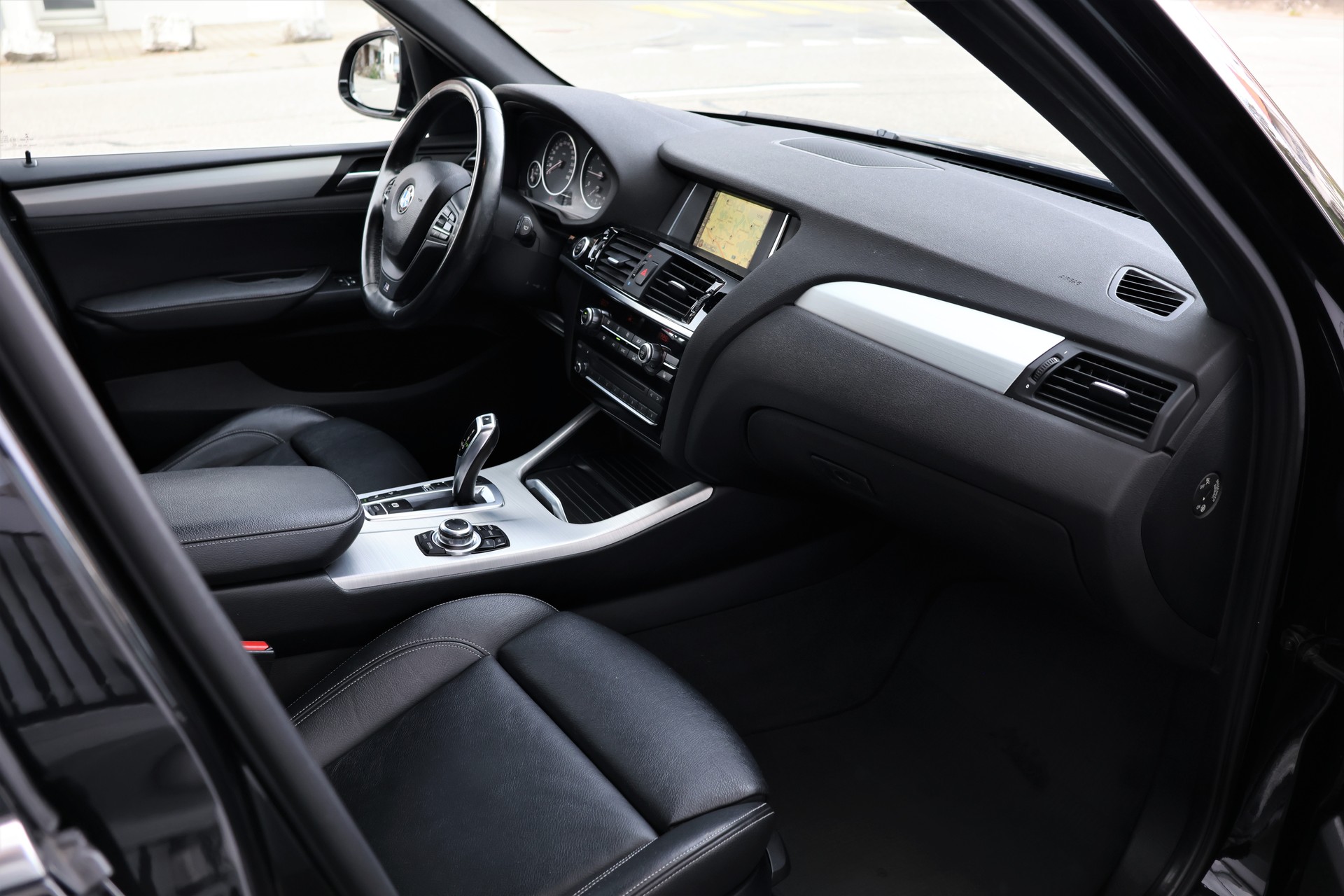 BMW X3 xDrive 20d Steptronic M-Sport (CH)-image-19