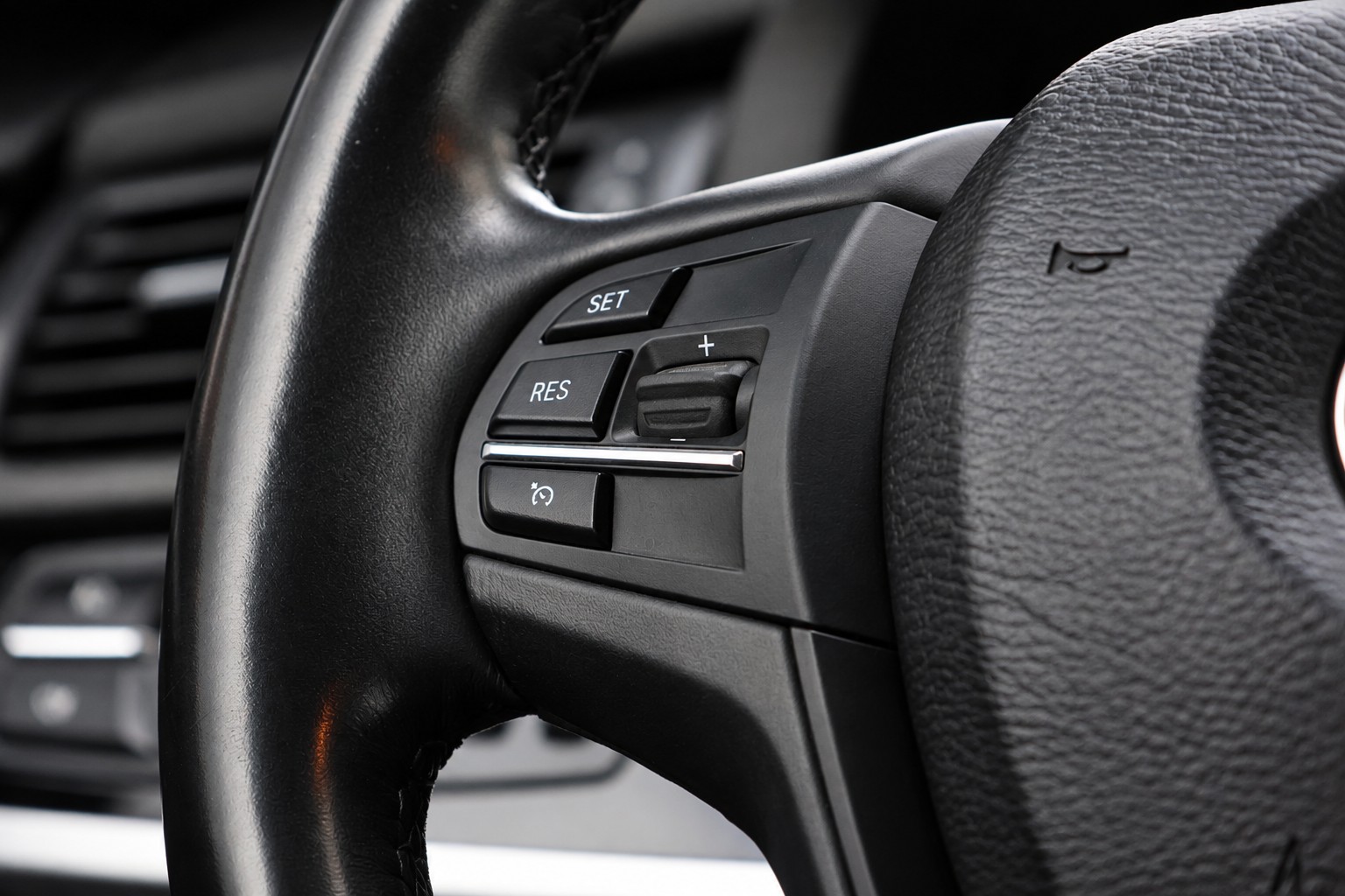 BMW X3 xDrive 20d Steptronic M-Sport (CH)-image-16