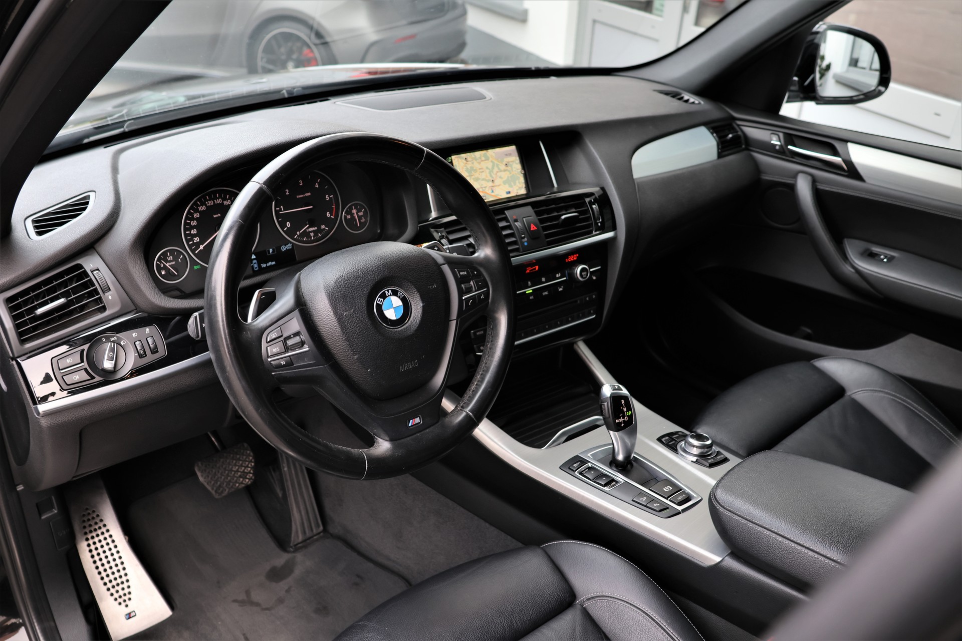BMW X3 xDrive 20d Steptronic M-Sport (CH)-image-10