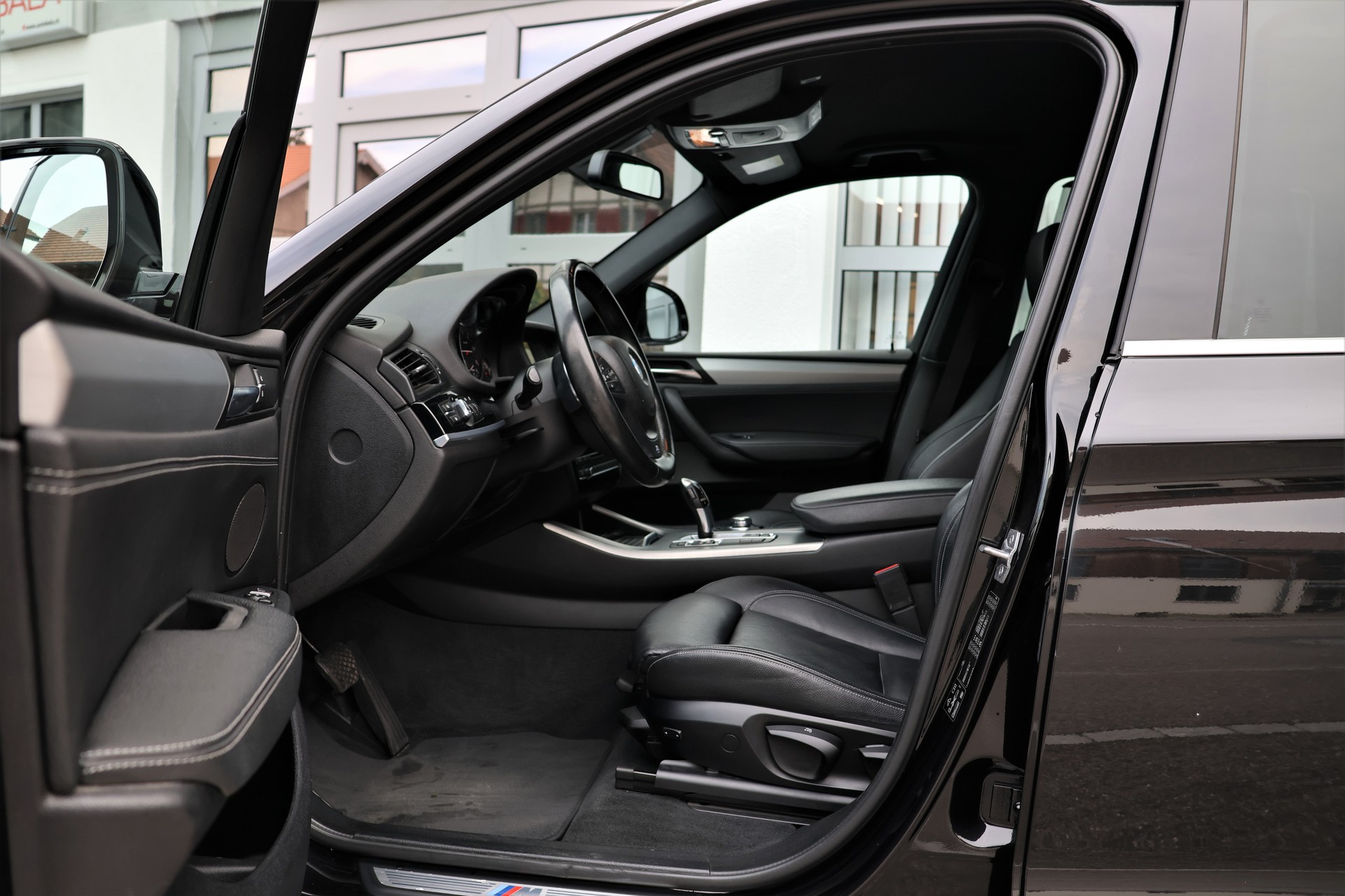BMW X3 xDrive 20d Steptronic M-Sport (CH)-image-9