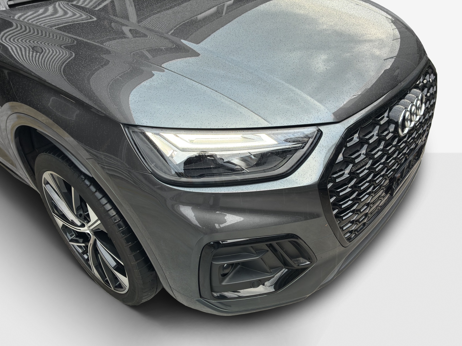 AUDI Q5 Sportback 40 TDI Blackedition quattro S-tronic-image-15