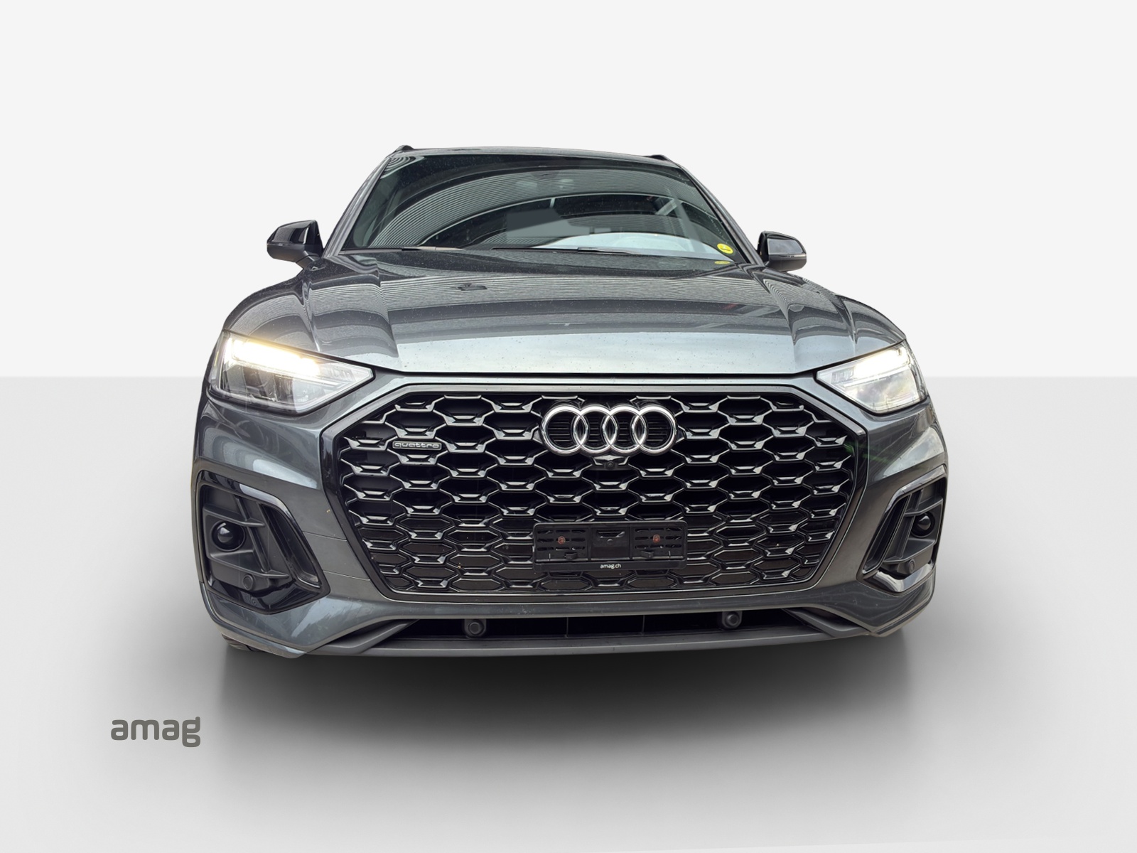AUDI Q5 Sportback 40 TDI Blackedition quattro S-tronic-image-6