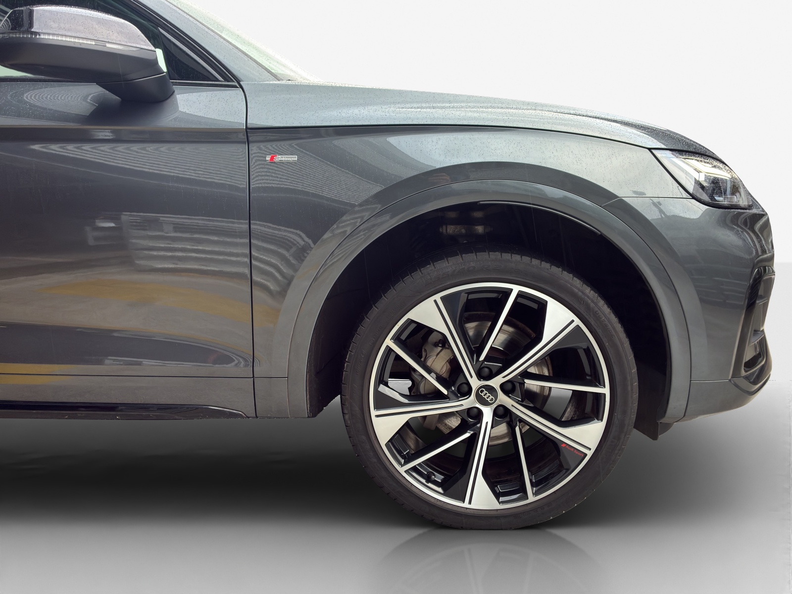 AUDI Q5 Sportback 40 TDI Blackedition quattro S-tronic-image-13