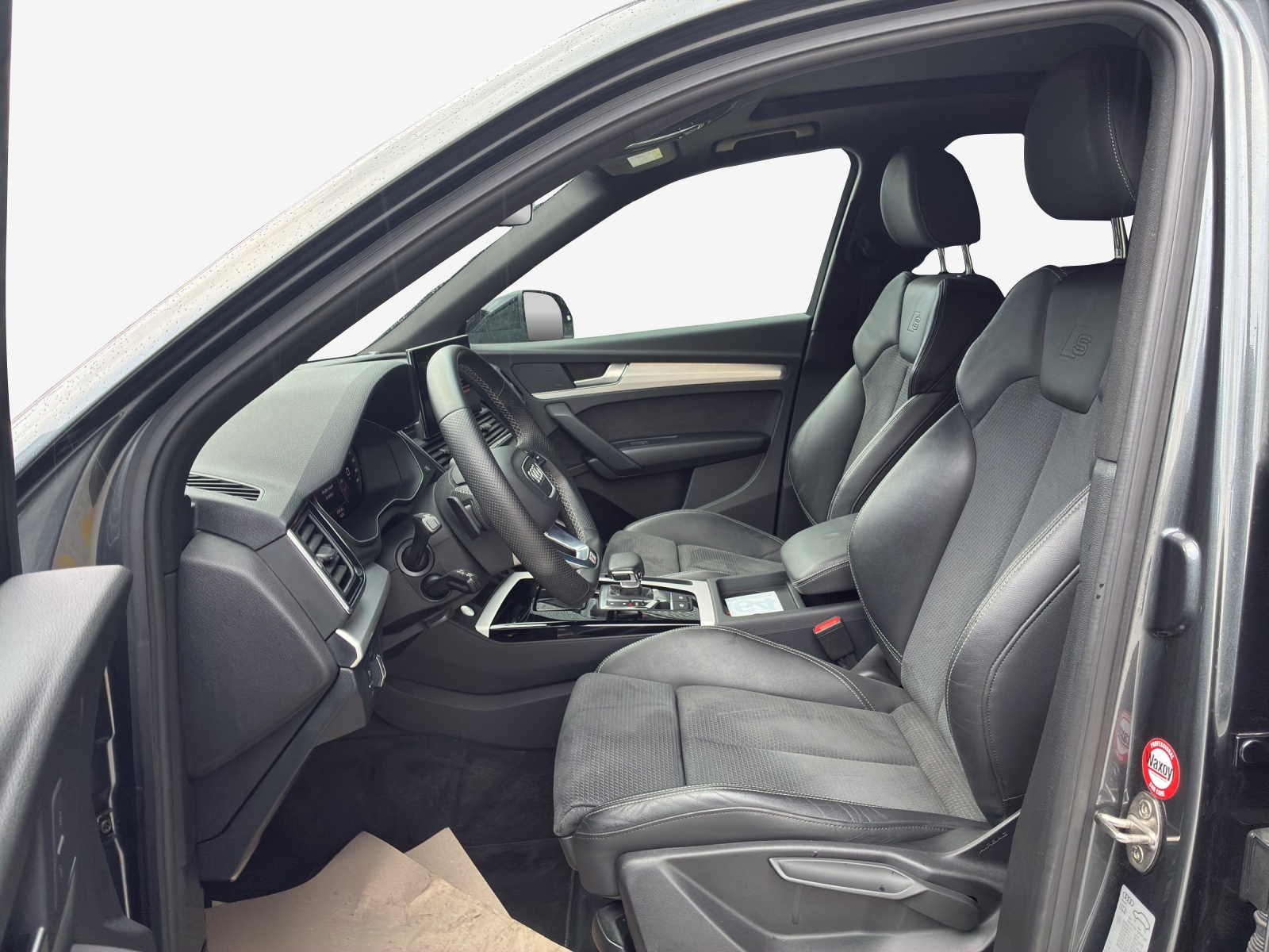 AUDI Q5 Sportback 40 TDI Blackedition quattro S-tronic-image-7