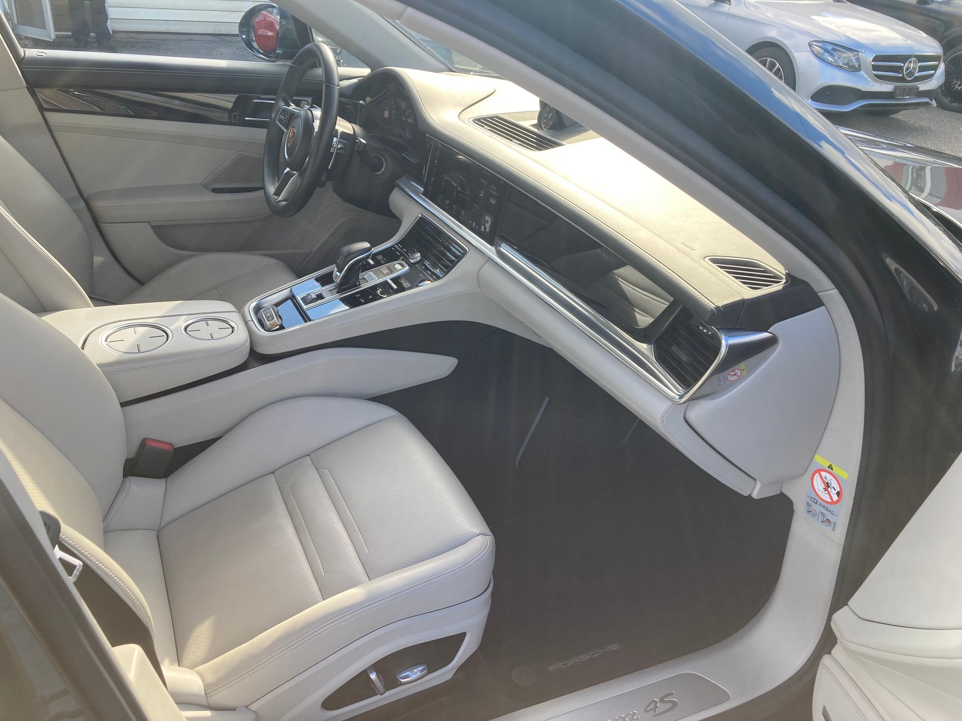 PORSCHE Panamera 4S PDK-image-10