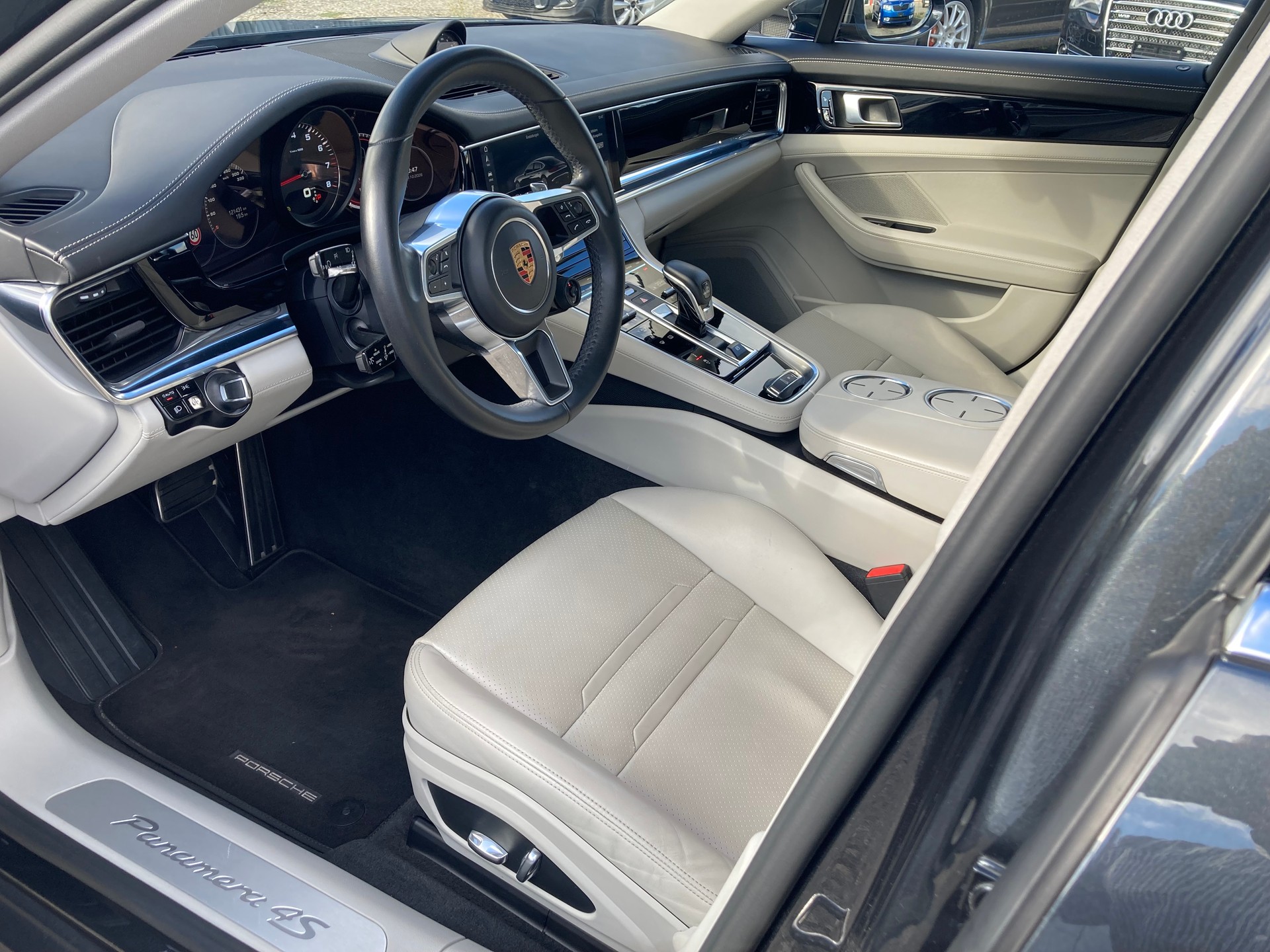 PORSCHE Panamera 4S PDK-image-7