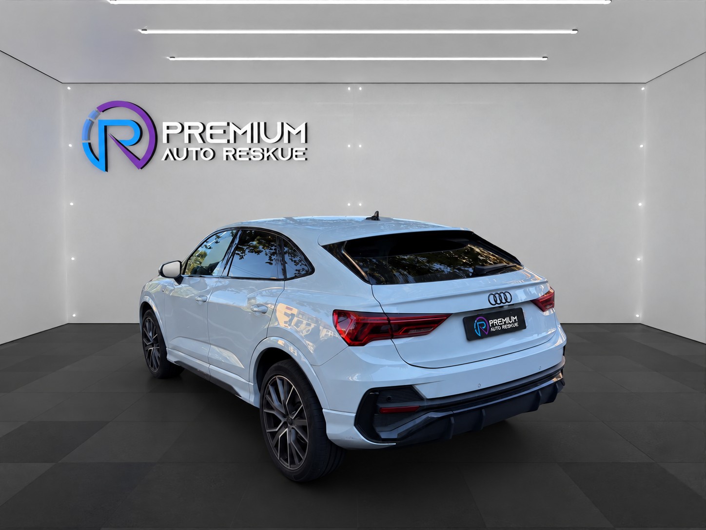 AUDI Q3 35 TFSI S line Attraction S-tronic-image-3