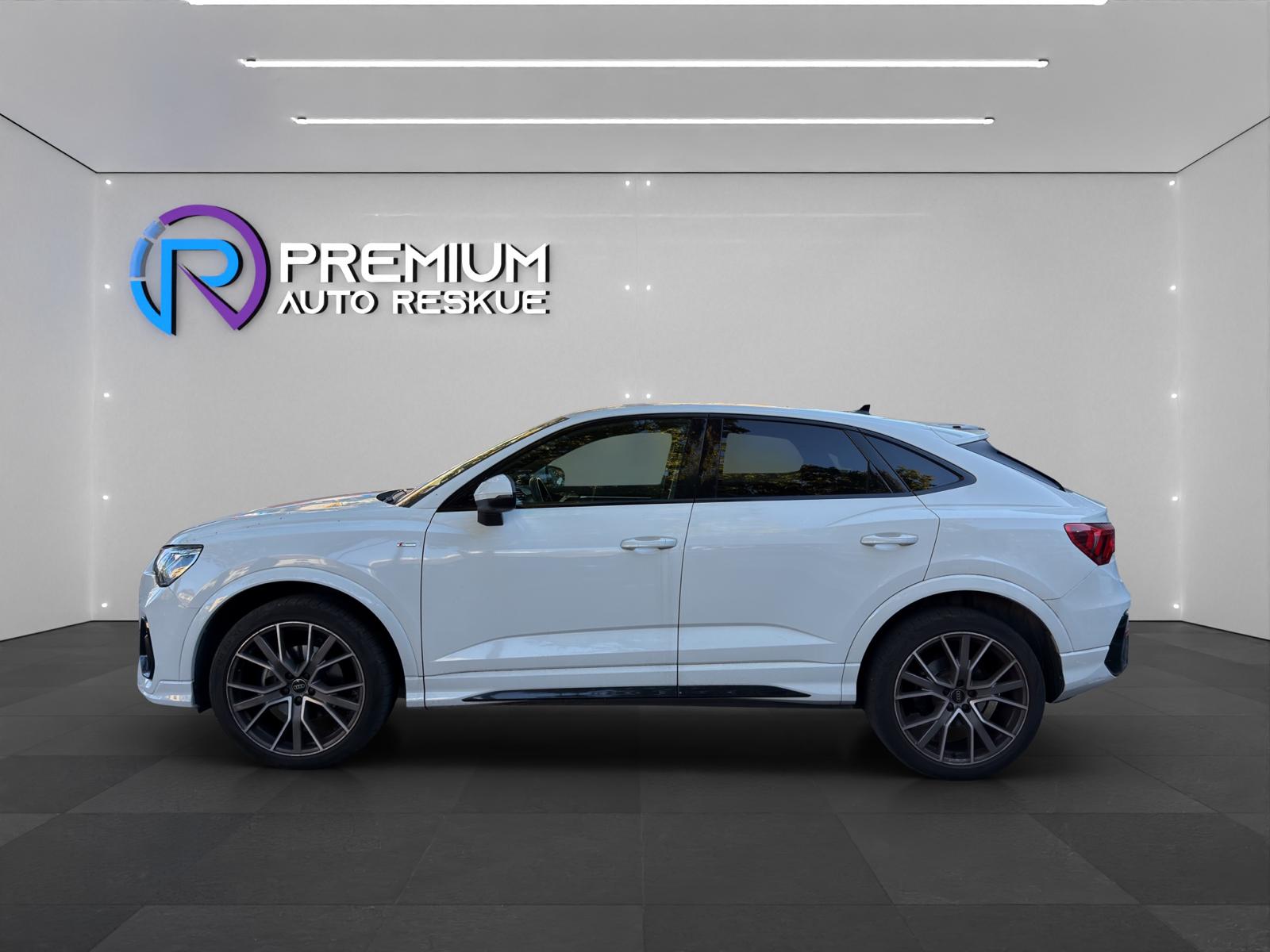 AUDI Q3 35 TFSI S line Attraction S-tronic-image-2