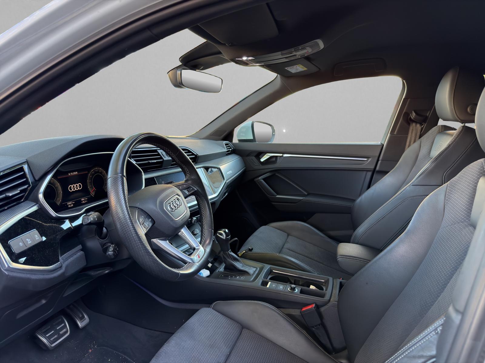 AUDI Q3 35 TFSI S line Attraction S-tronic-image-5