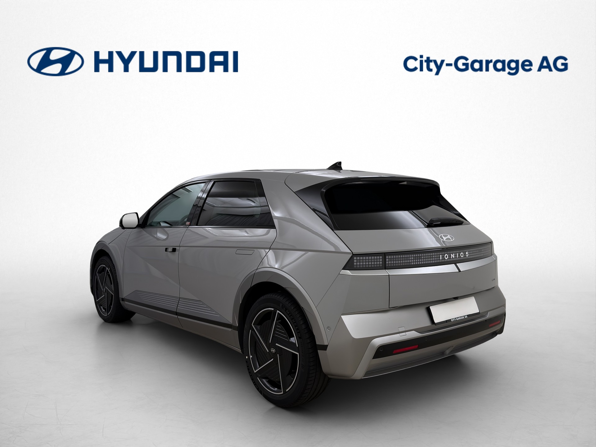 HYUNDAI Ioniq 5 84 kWh Vertex 4WD-image-2