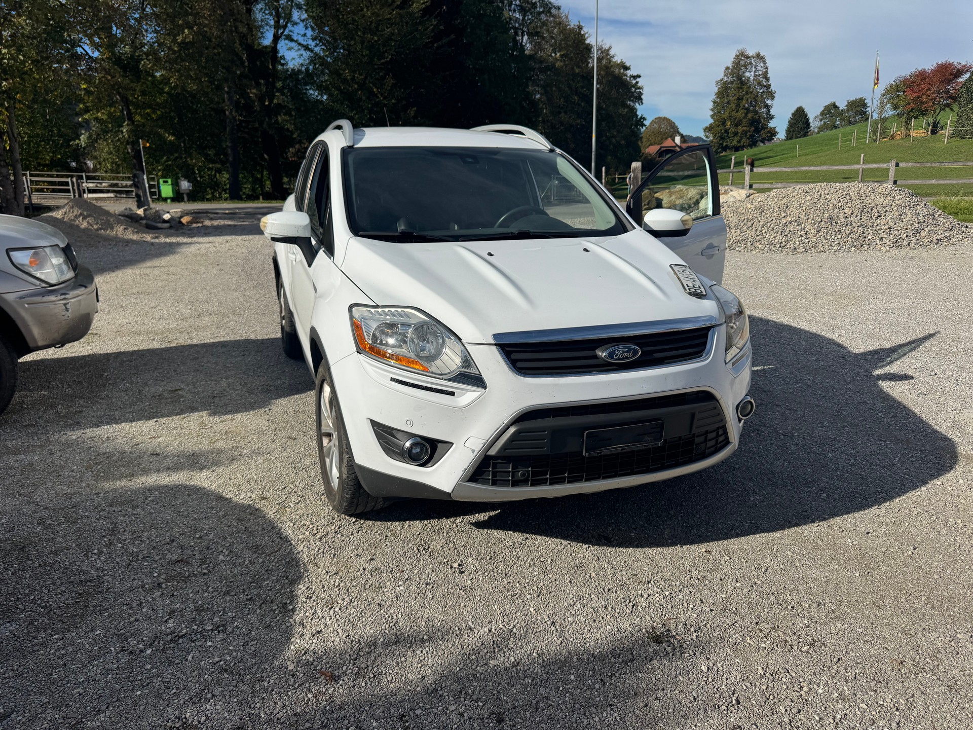 FORD Kuga 2.0 TDCi Titanium 4WD PowerShift-image-3
