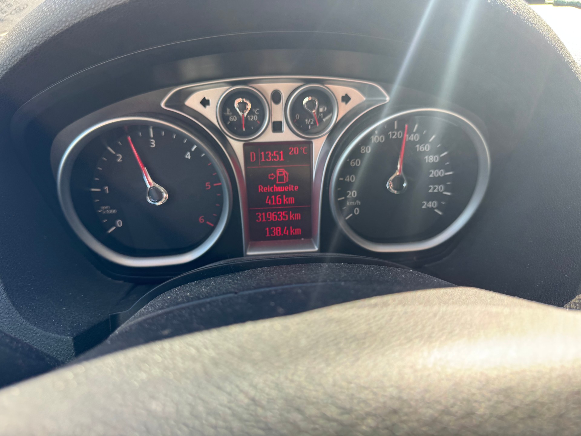 FORD Kuga 2.0 TDCi Titanium 4WD PowerShift-image-1