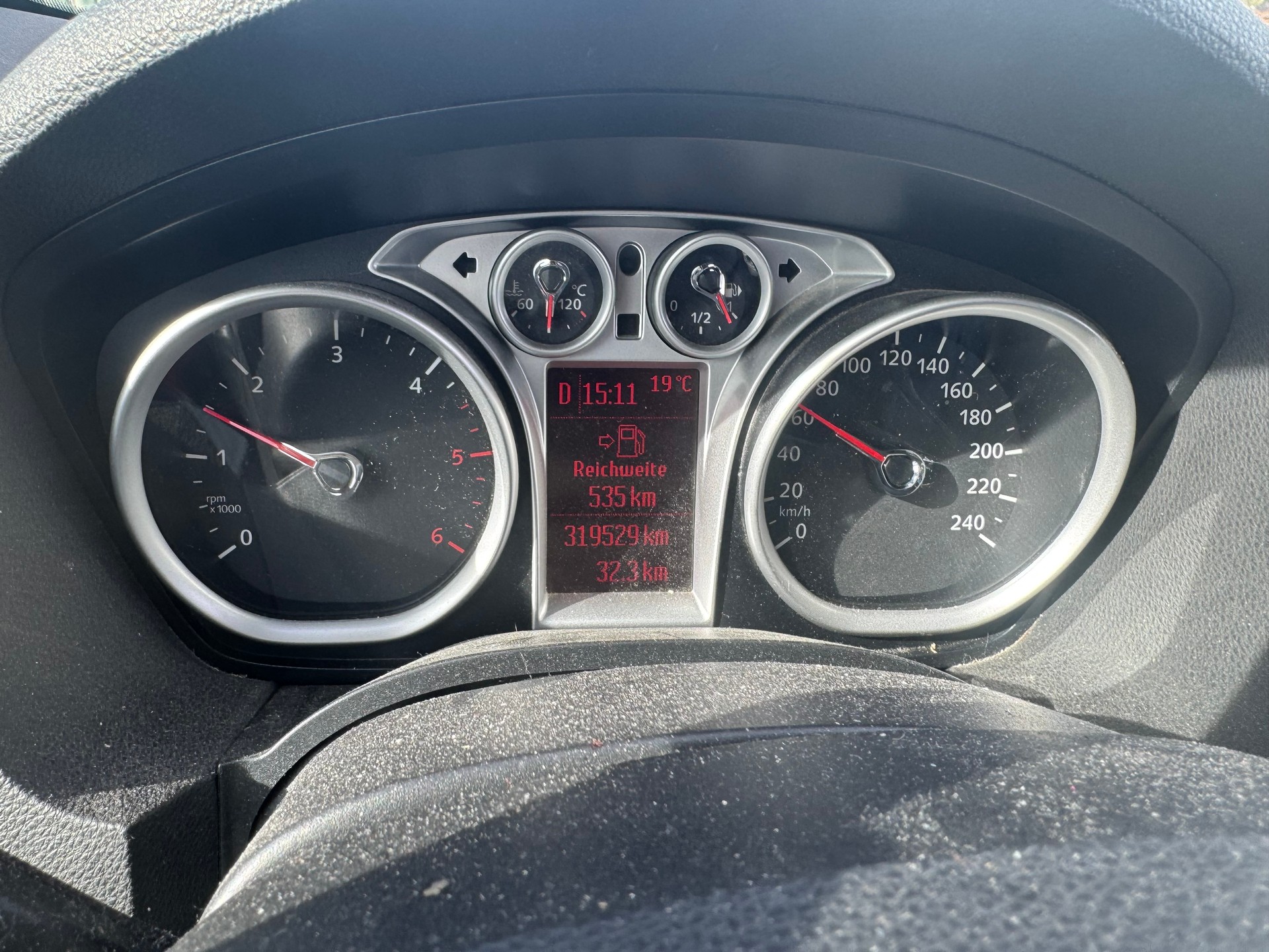 FORD Kuga 2.0 TDCi Titanium 4WD PowerShift-image-10
