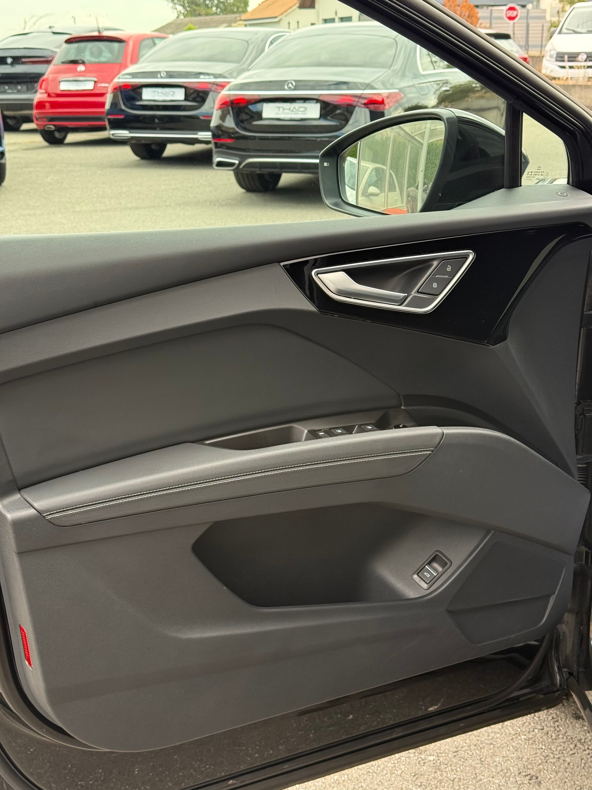 AUDI Q4 Sportback e-tron 50 quattro S-Line / Caméra de recul-image-13