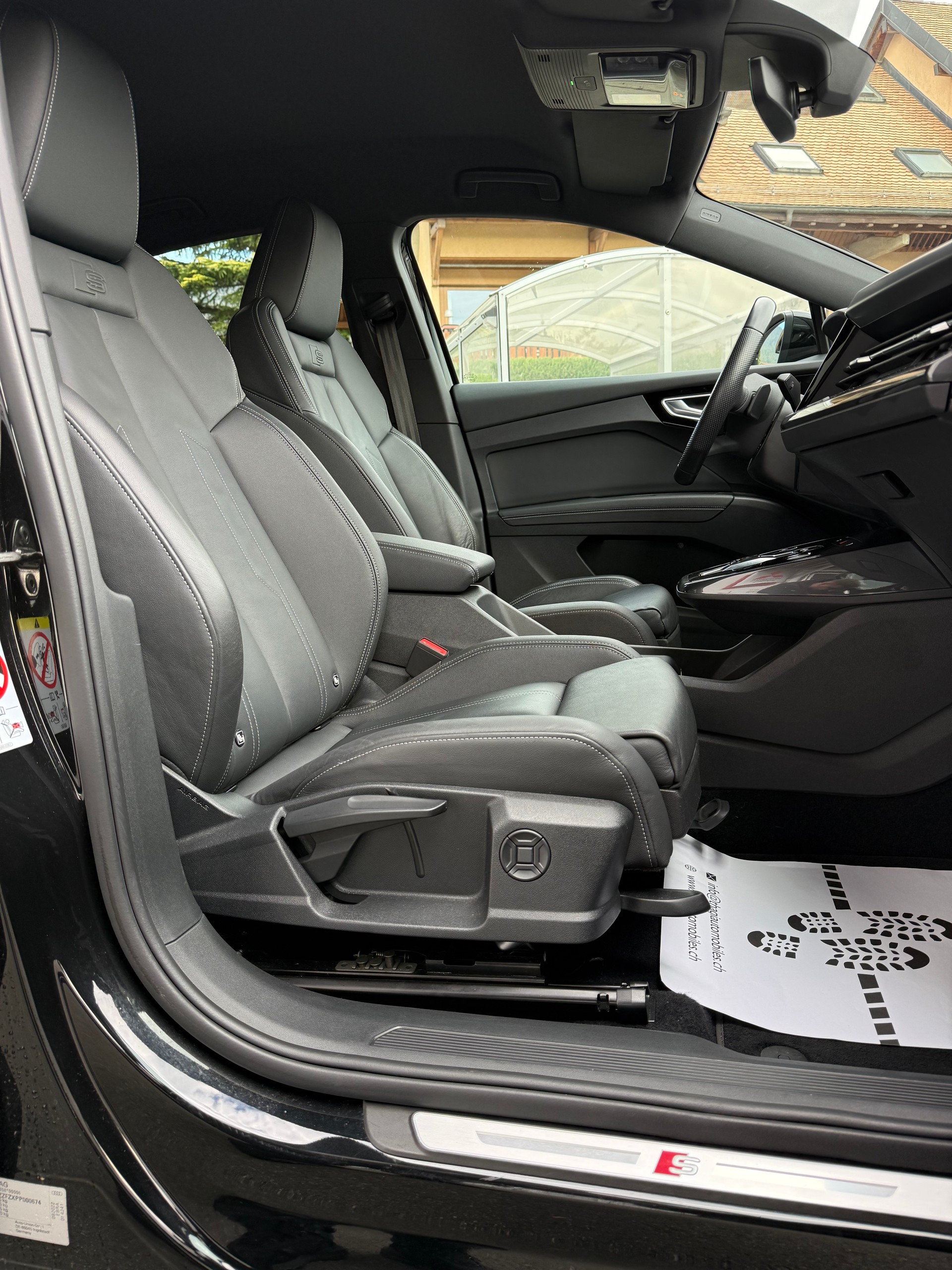 AUDI Q4 Sportback e-tron 50 quattro S-Line / Caméra de recul-image-22
