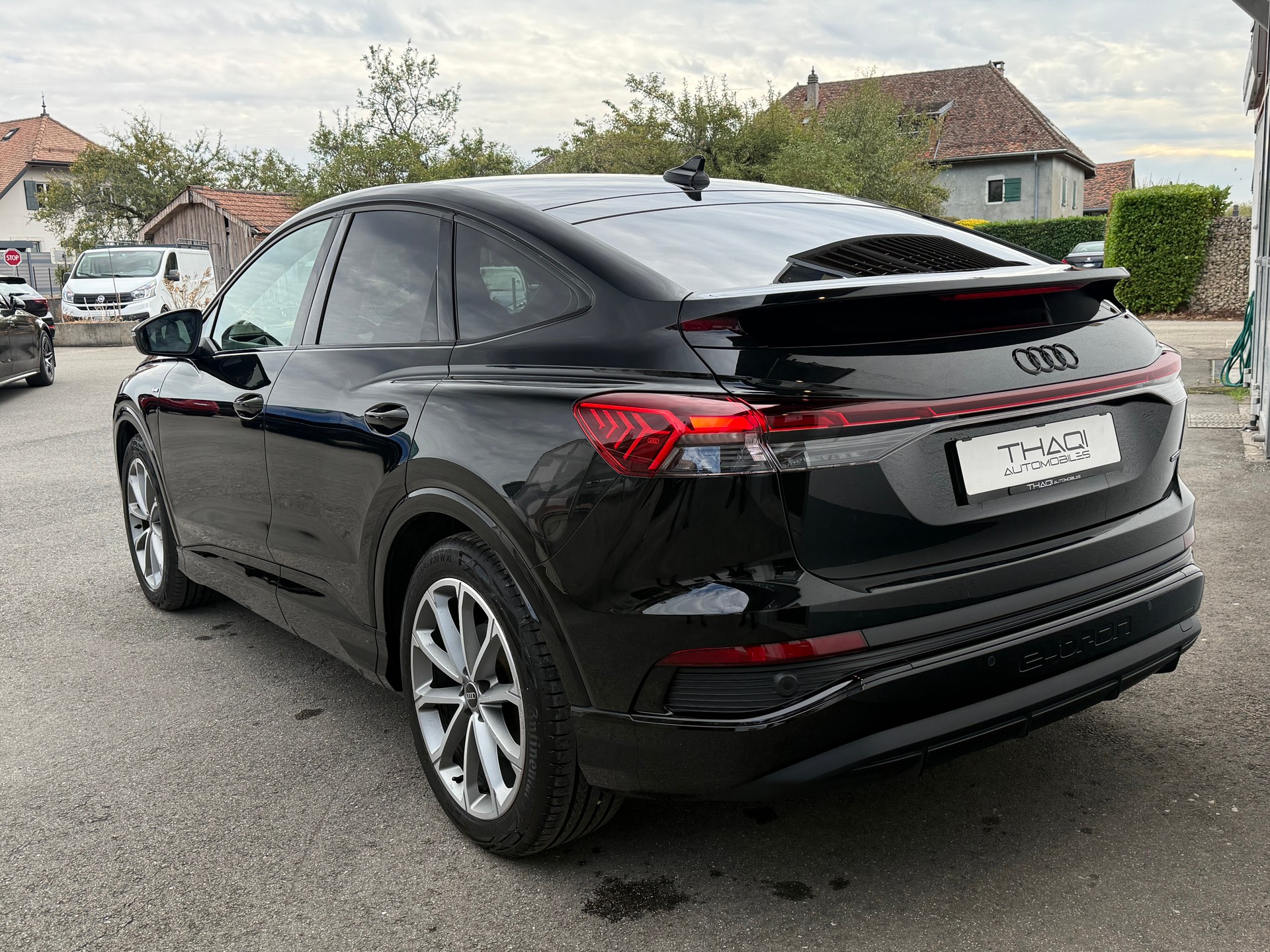 AUDI Q4 Sportback e-tron 50 quattro S-Line / Caméra de recul-image-6