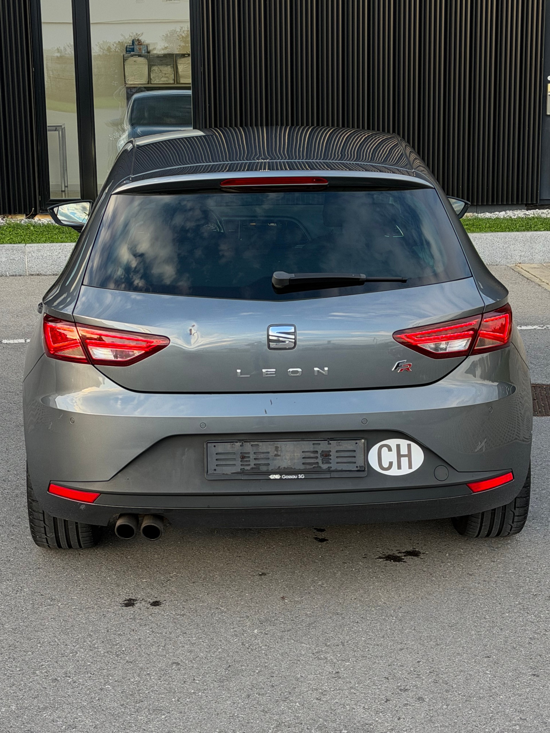 SEAT Leon 1.8 TSI FR-image-6