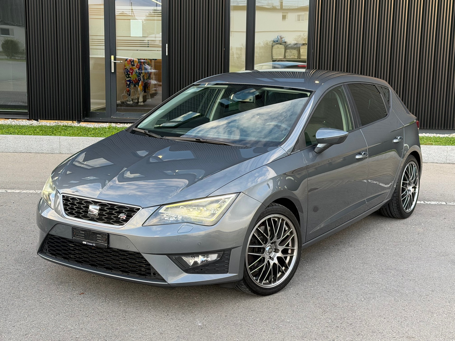 SEAT Leon 1.8 TSI FR-image-2