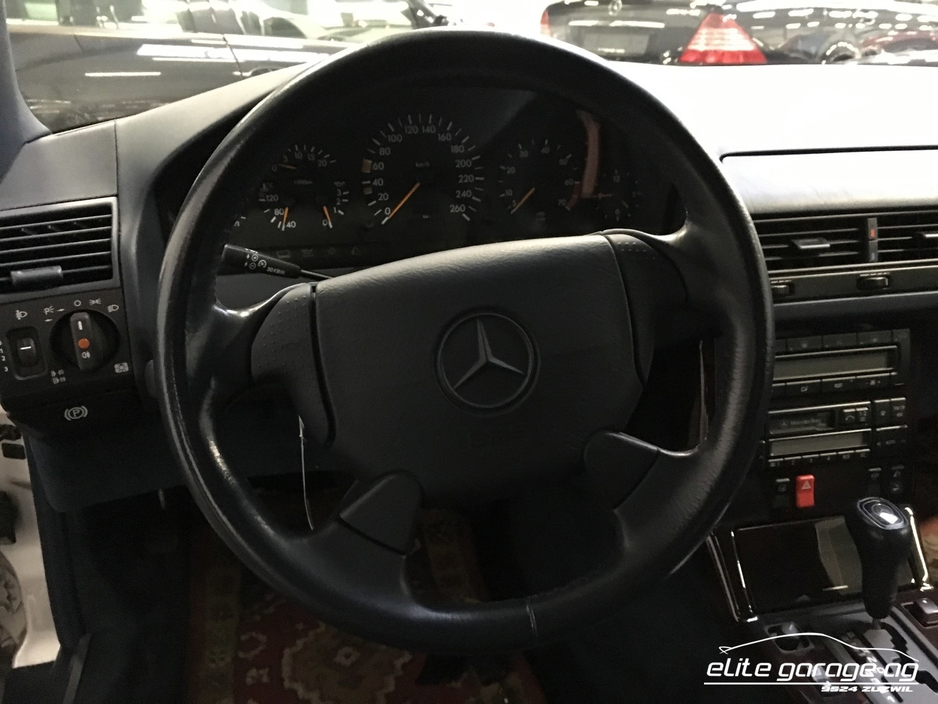 MERCEDES-BENZ SL 500 Automatic-image-5