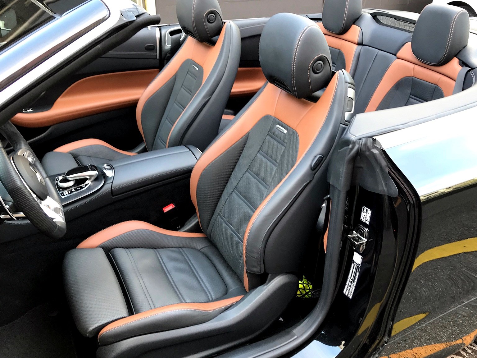 MERCEDES-BENZ E 53 Cabriolet AMG 4 Matic+ 9G-Tronic-image-3