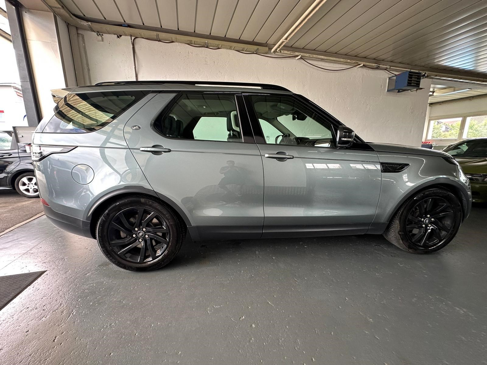 LAND ROVER Discovery 3.0 TD6 HSE Automatic-image-5
