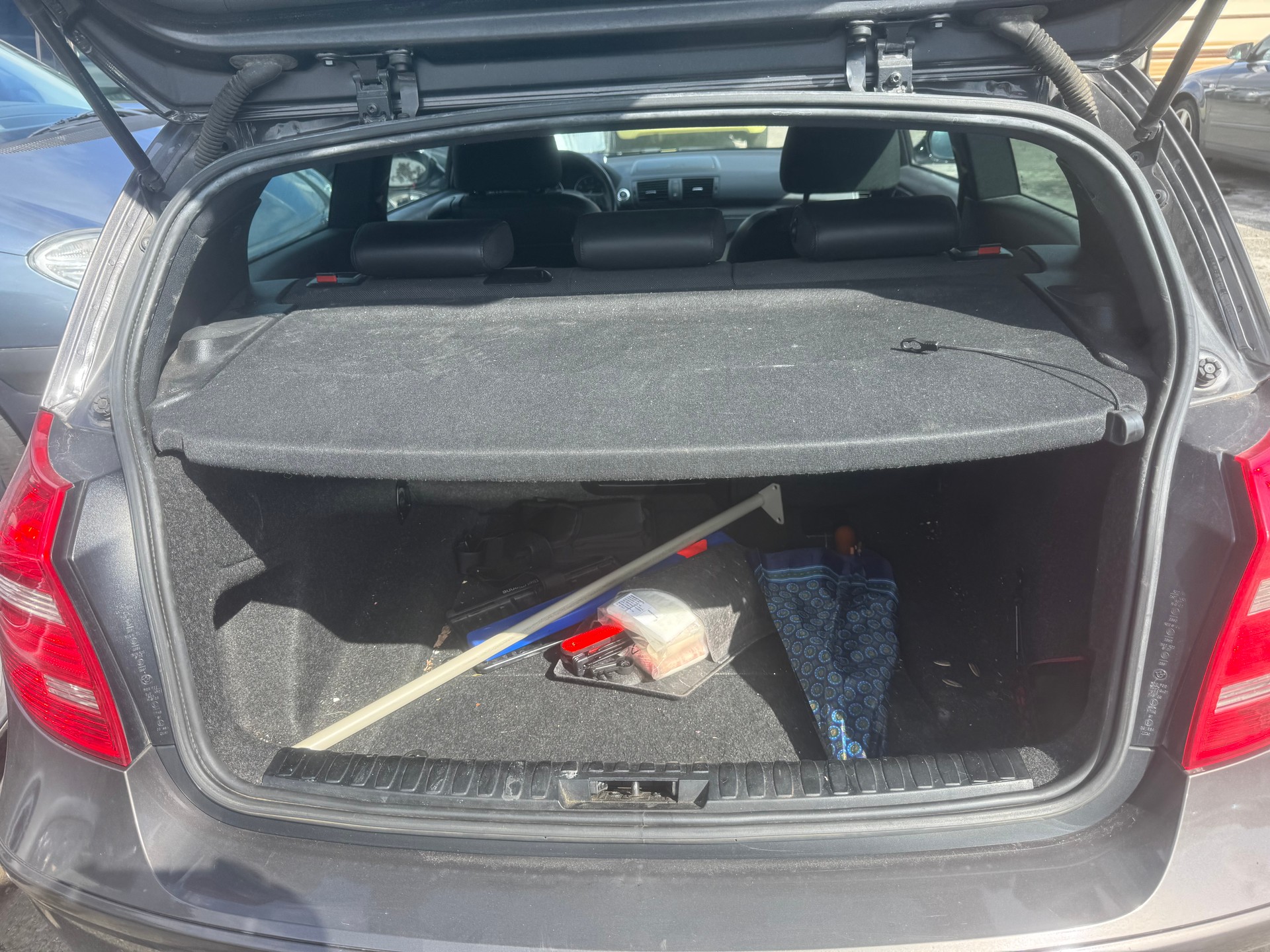 BMW 120i-image-9