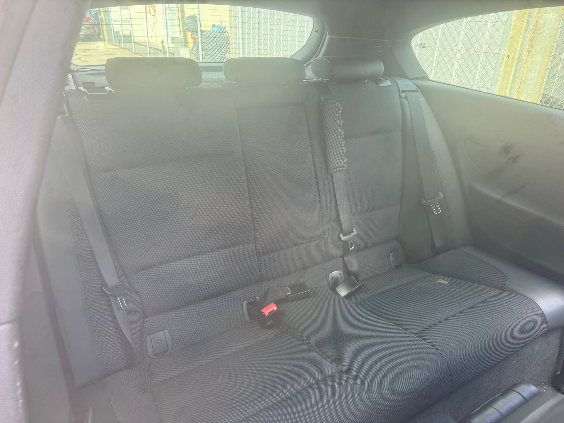 BMW 120i-image-8