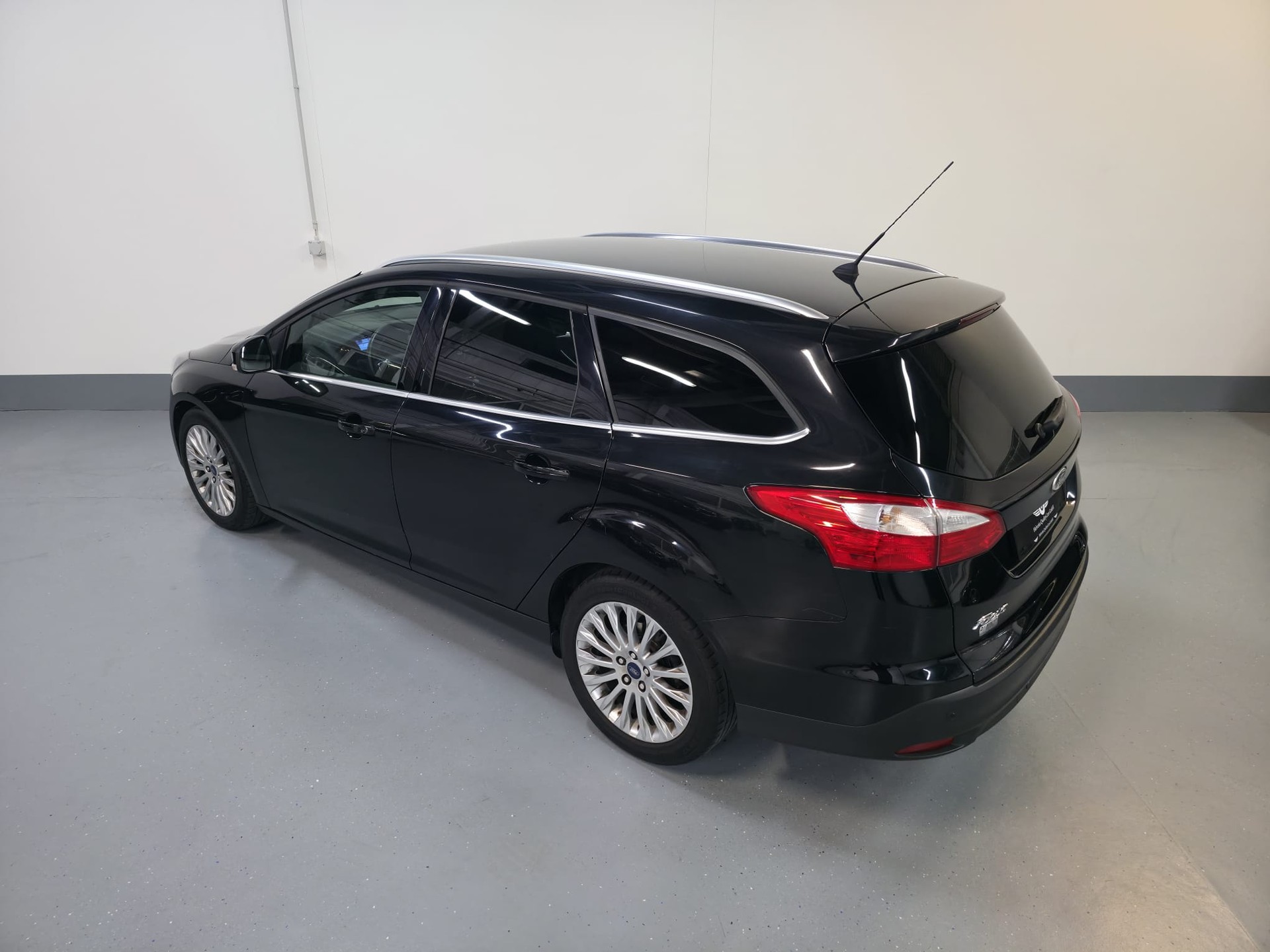 FORD Focus 2.0 TDCi Titanium PowerShift-image-11