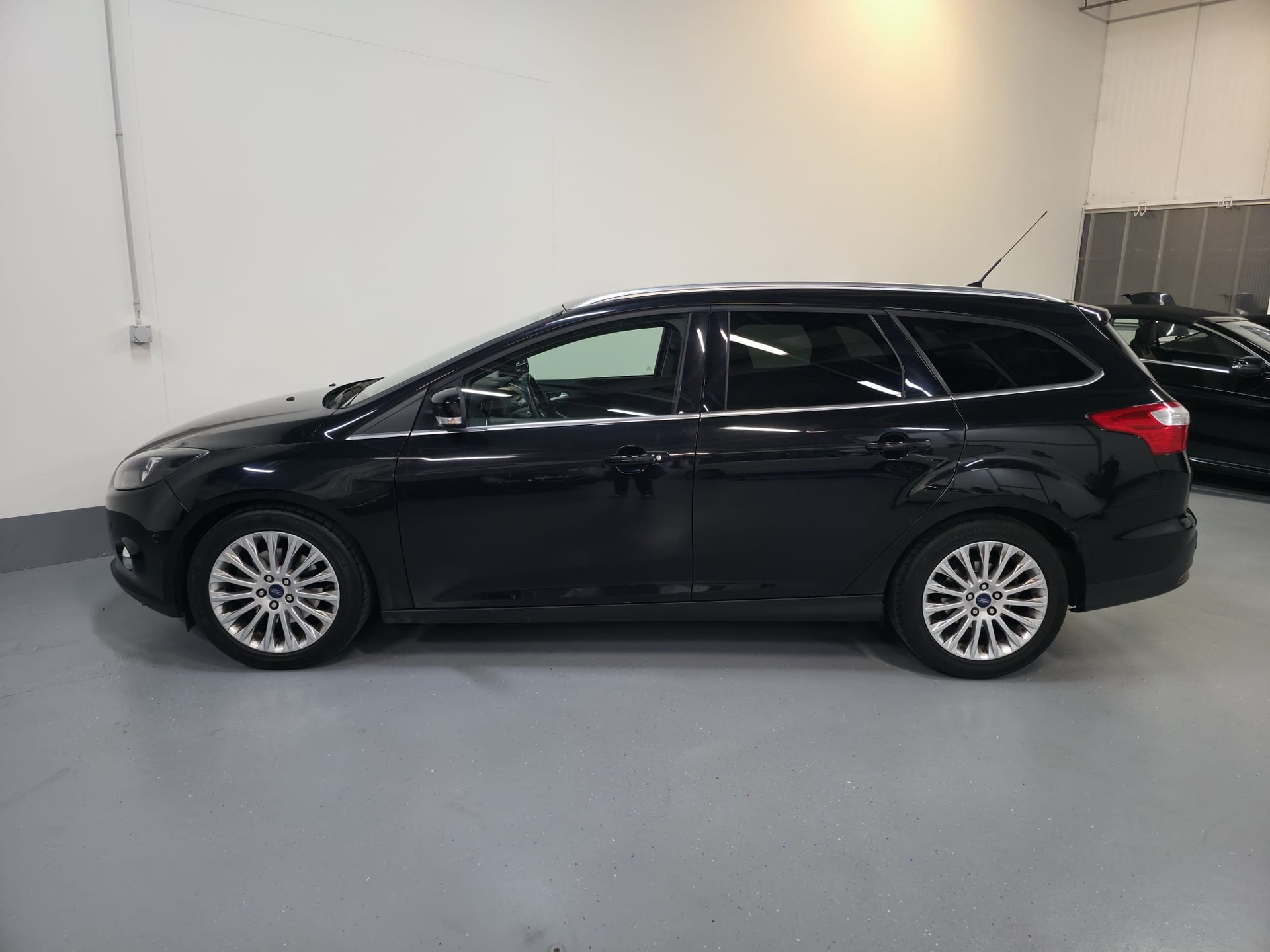 FORD Focus 2.0 TDCi Titanium PowerShift-image-5