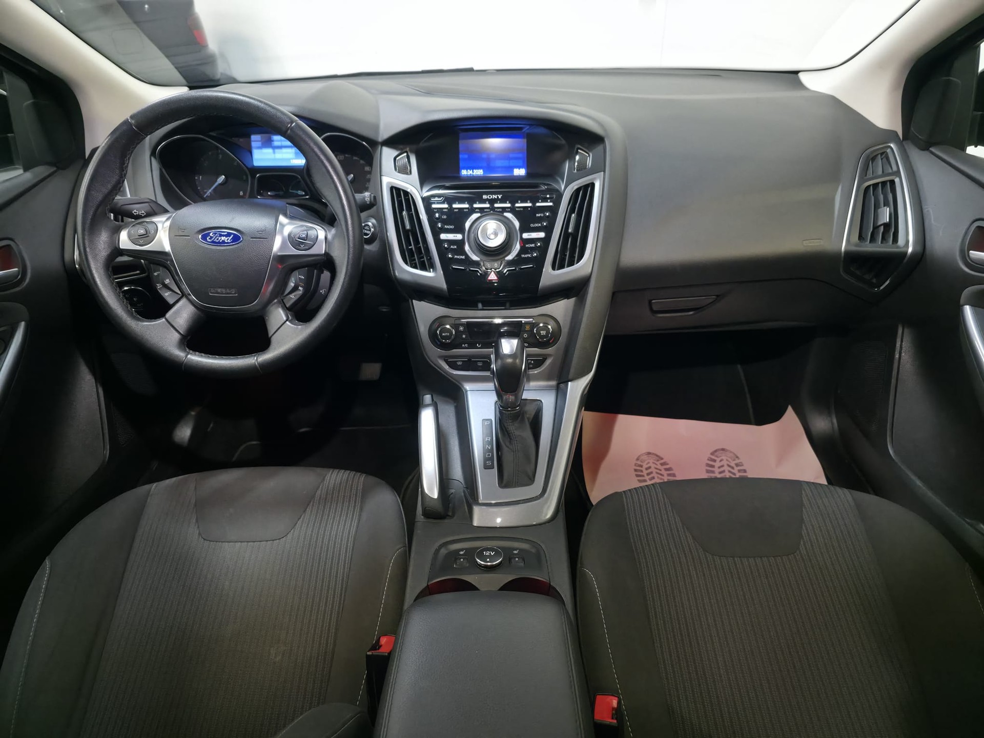FORD Focus 2.0 TDCi Titanium PowerShift-image-15