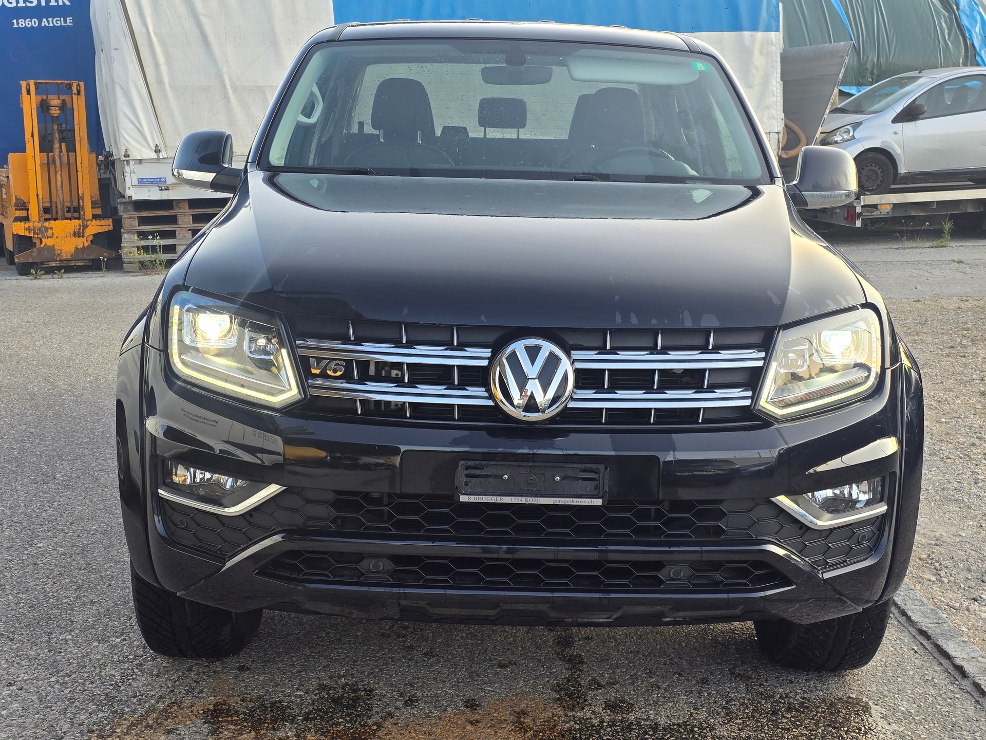 VW Amarok 3.0TDI Aventura 4Motion Automatic-image-1