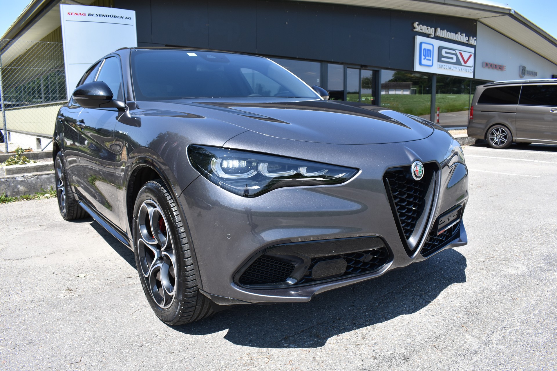 ALFA ROMEO Stelvio 2.0 Ti Q4 AT8-image-2