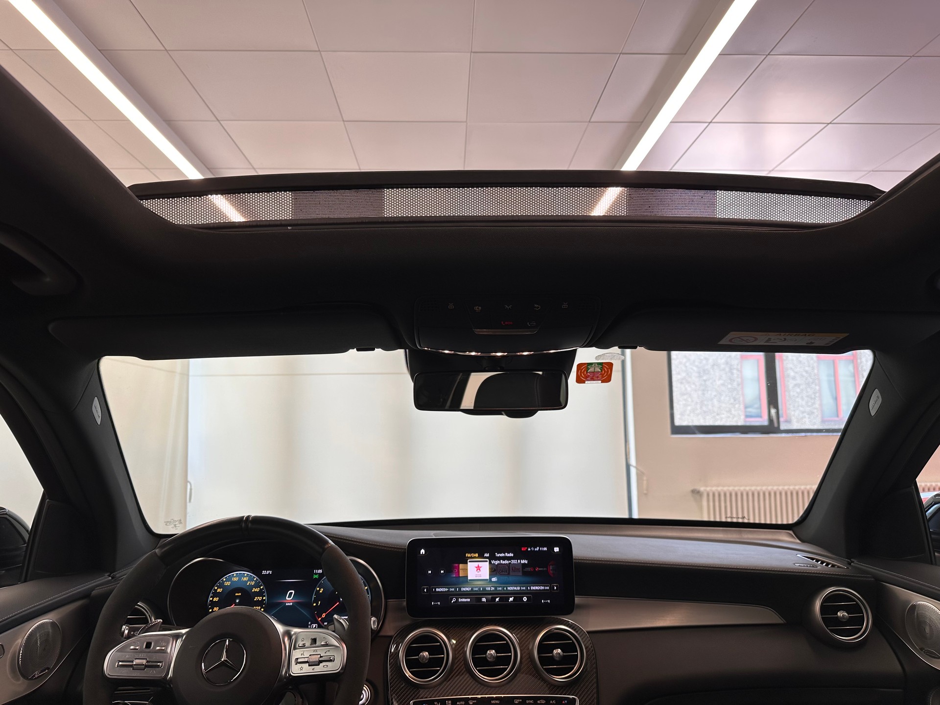 MERCEDES-BENZ GLC 63 S AMG 4Matic 9G-Tronic-image-10