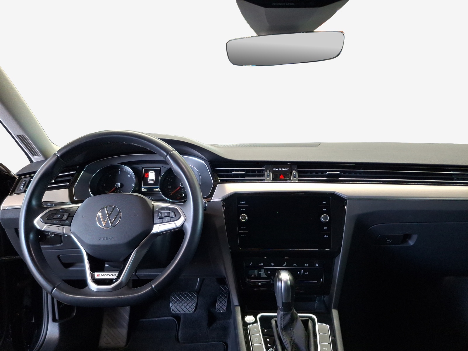 VW Passat 2.0 TDI BMT Elegance 4Motion DSG-image-8