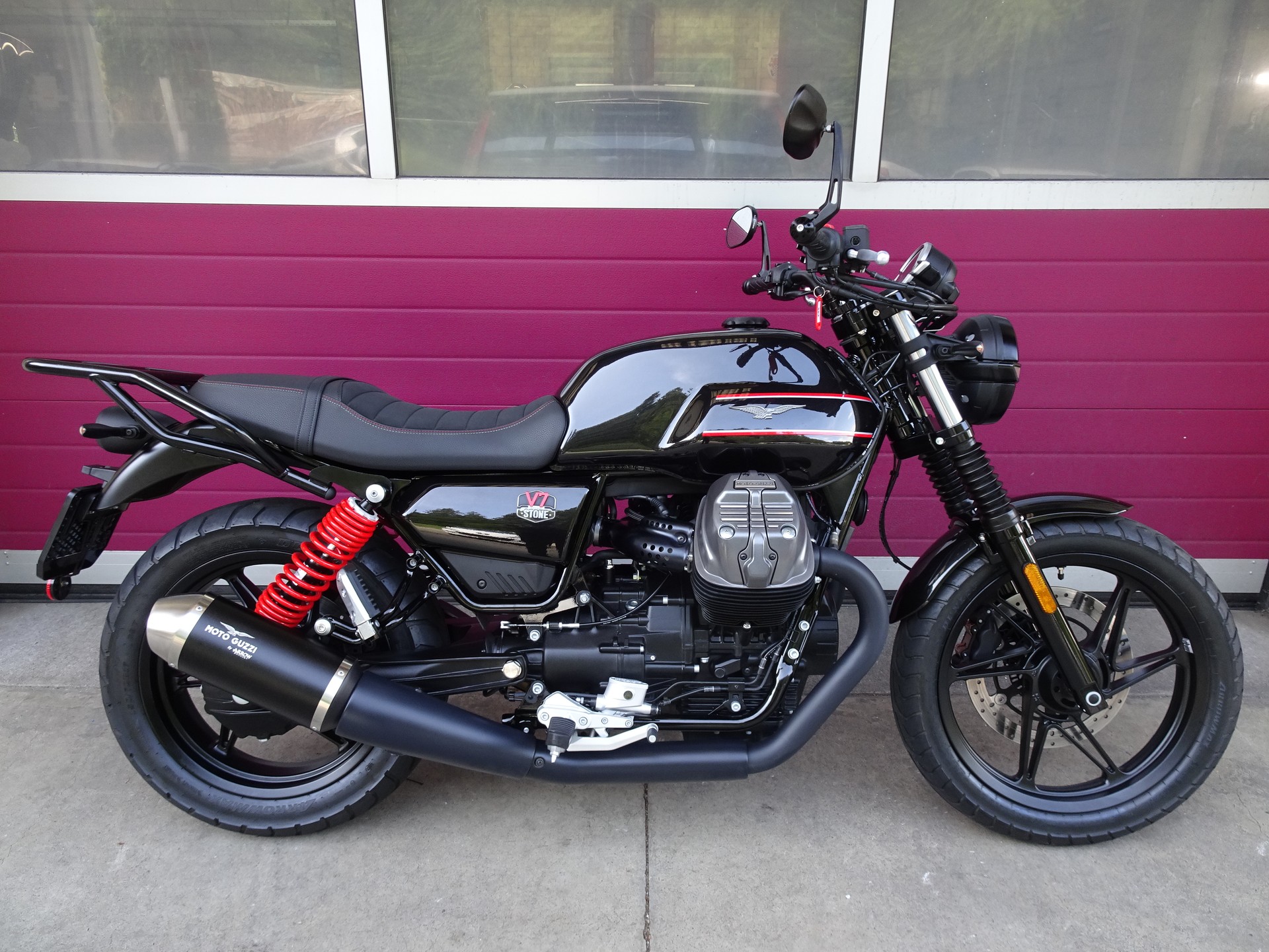 MOTO GUZZI V7 IV 850 Stone