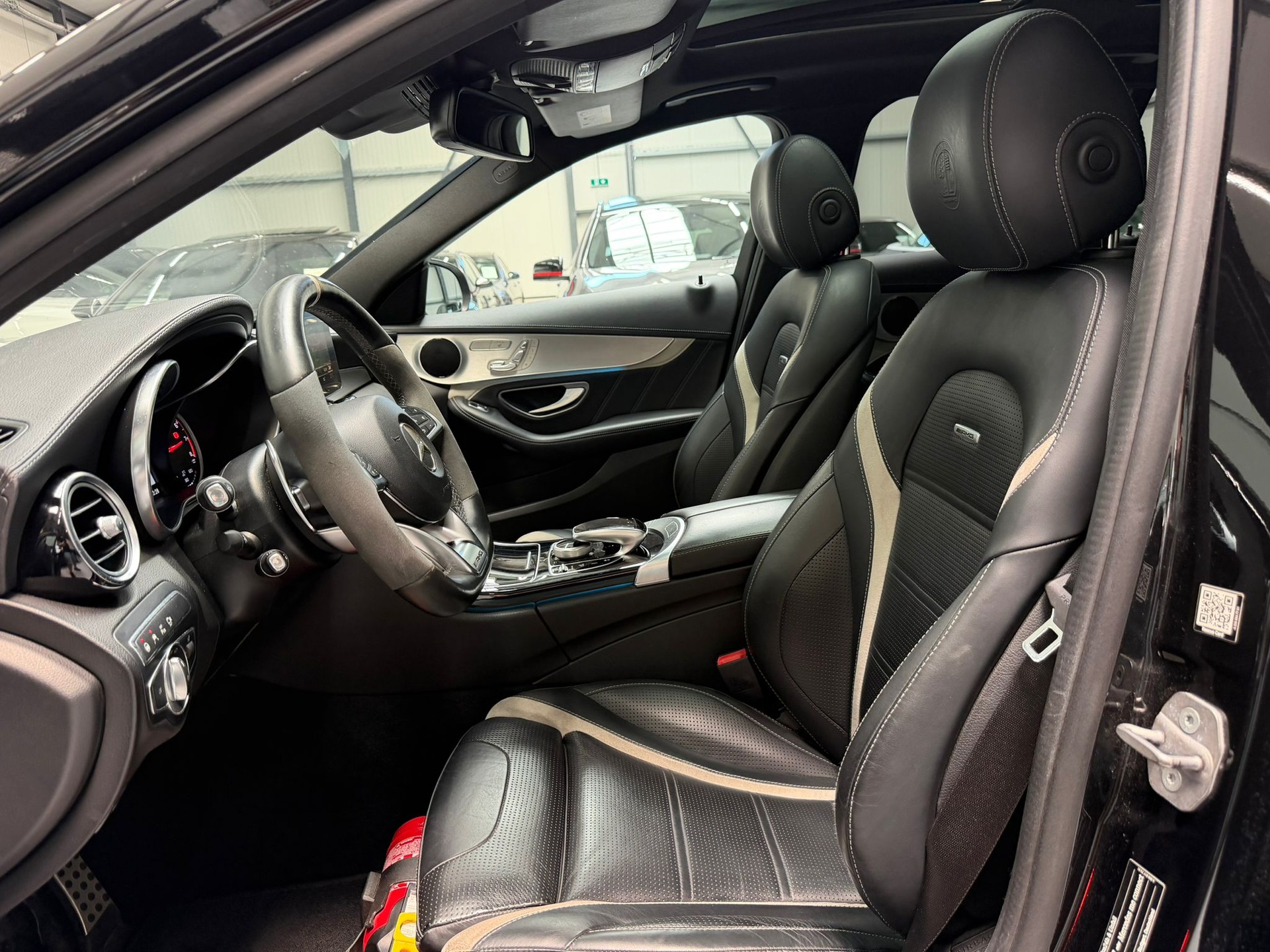 MERCEDES-BENZ C 63 S AMG Speedshift-image-21