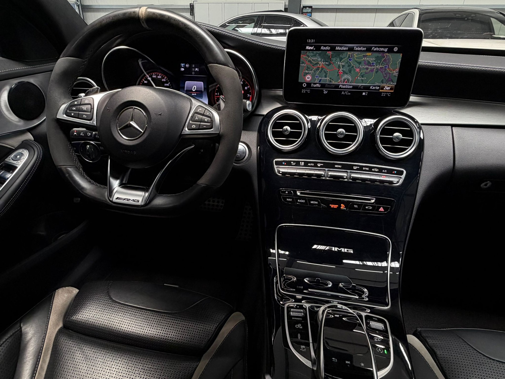 MERCEDES-BENZ C 63 S AMG Speedshift-image-14