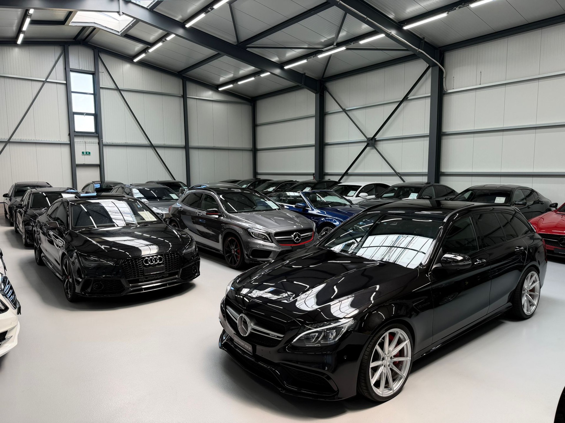 MERCEDES-BENZ C 63 S AMG Speedshift-image-1