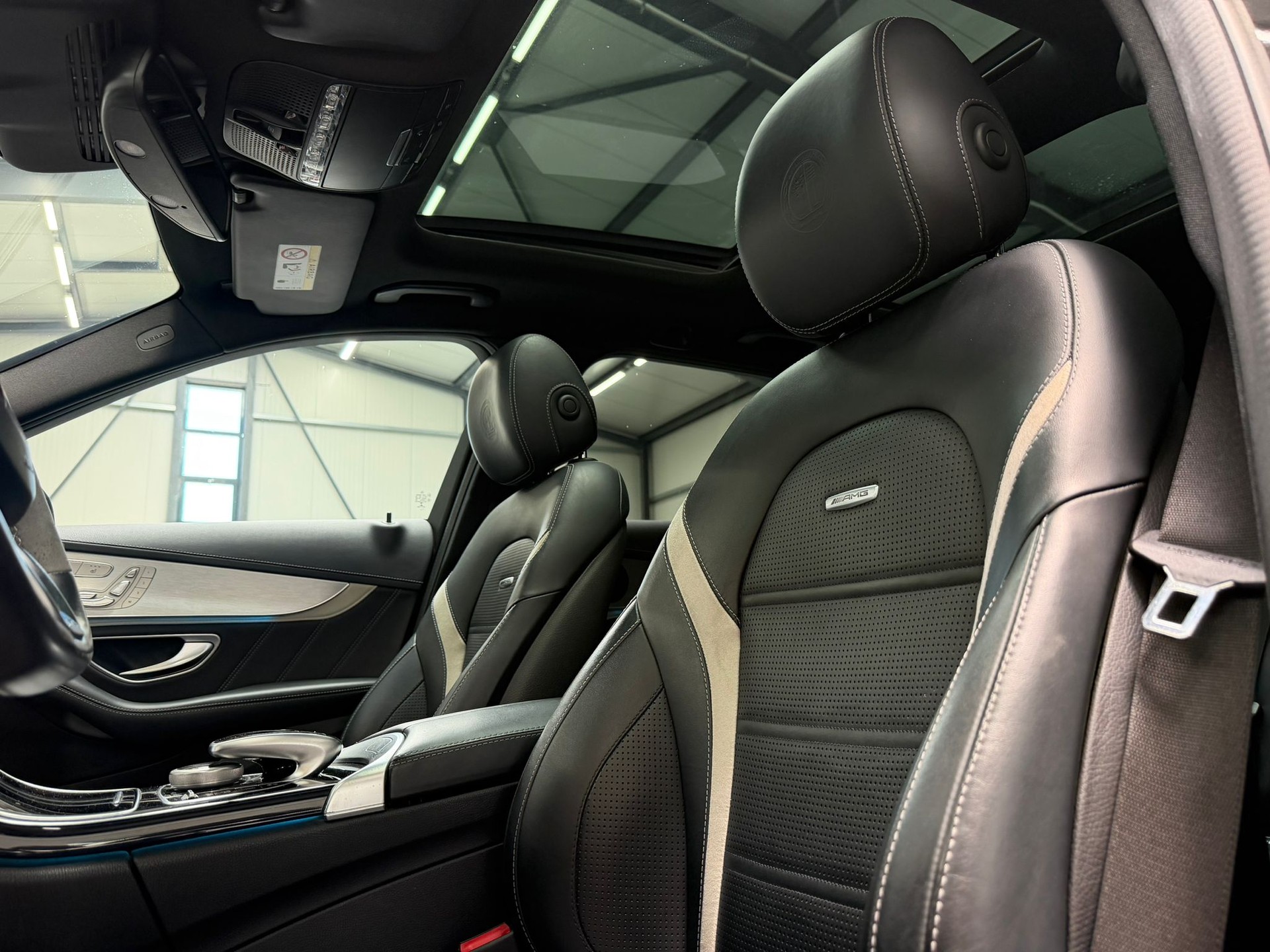 MERCEDES-BENZ C 63 S AMG Speedshift-image-22